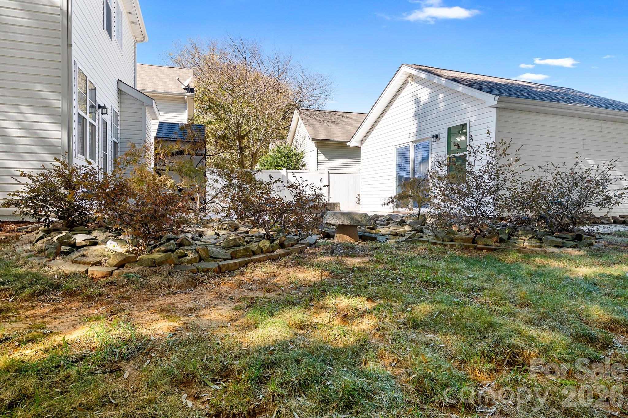 15404 Crossing Gate Drive Property Photo 5