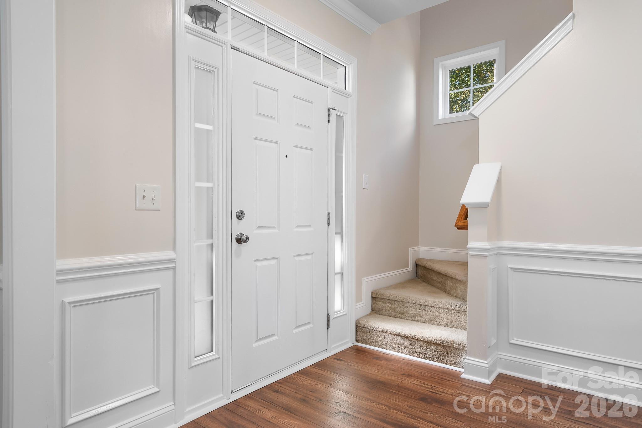 15404 Crossing Gate Drive Property Photo 9