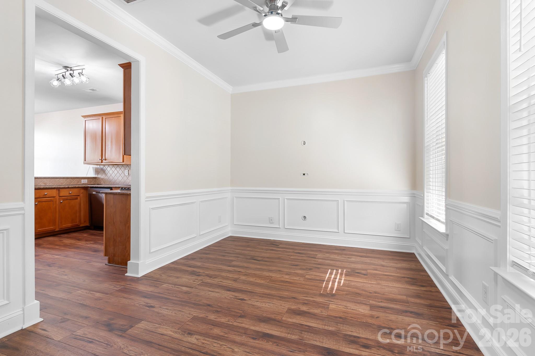 15404 Crossing Gate Drive Property Photo 10