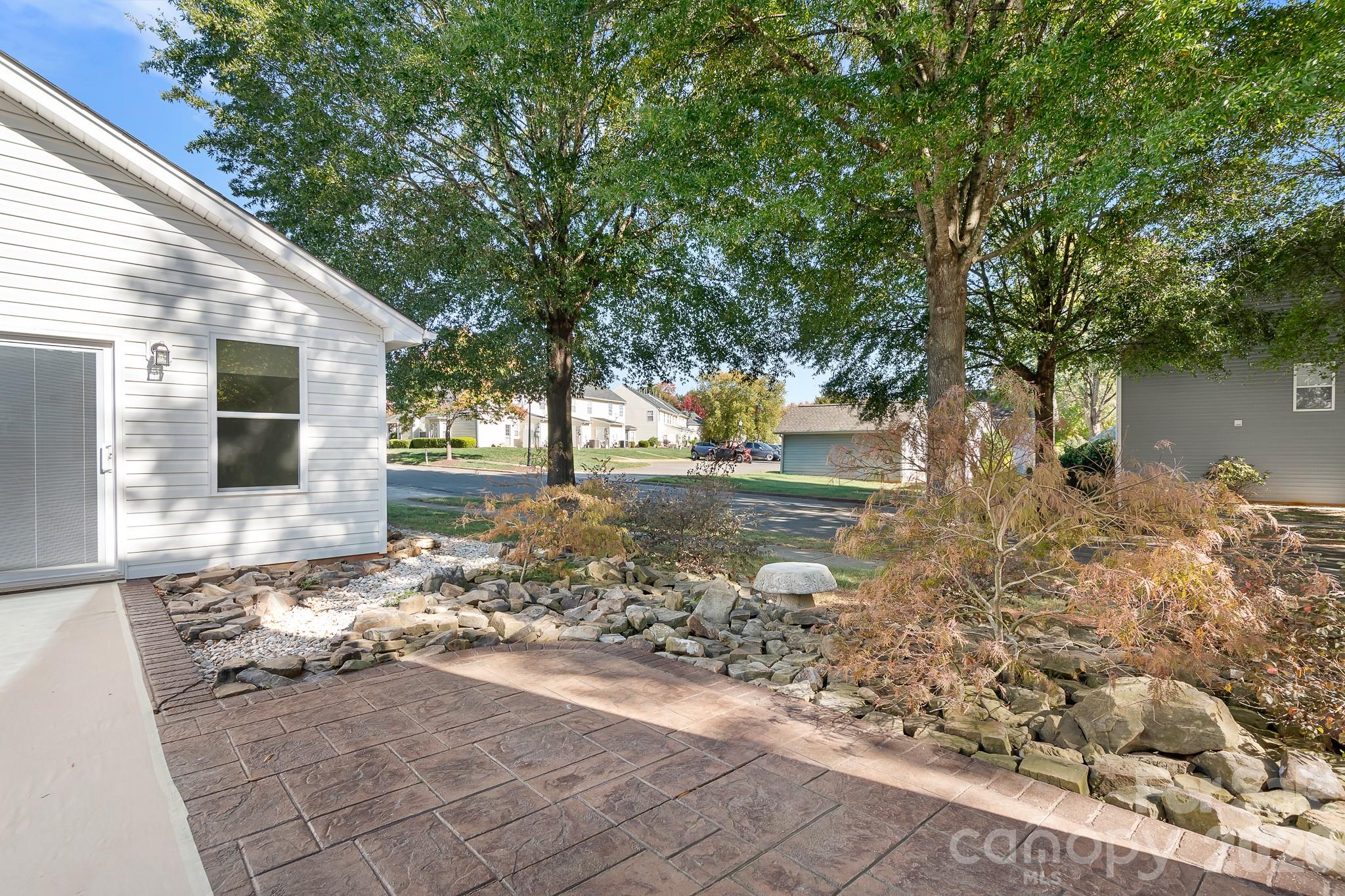15404 Crossing Gate Drive Property Photo 19