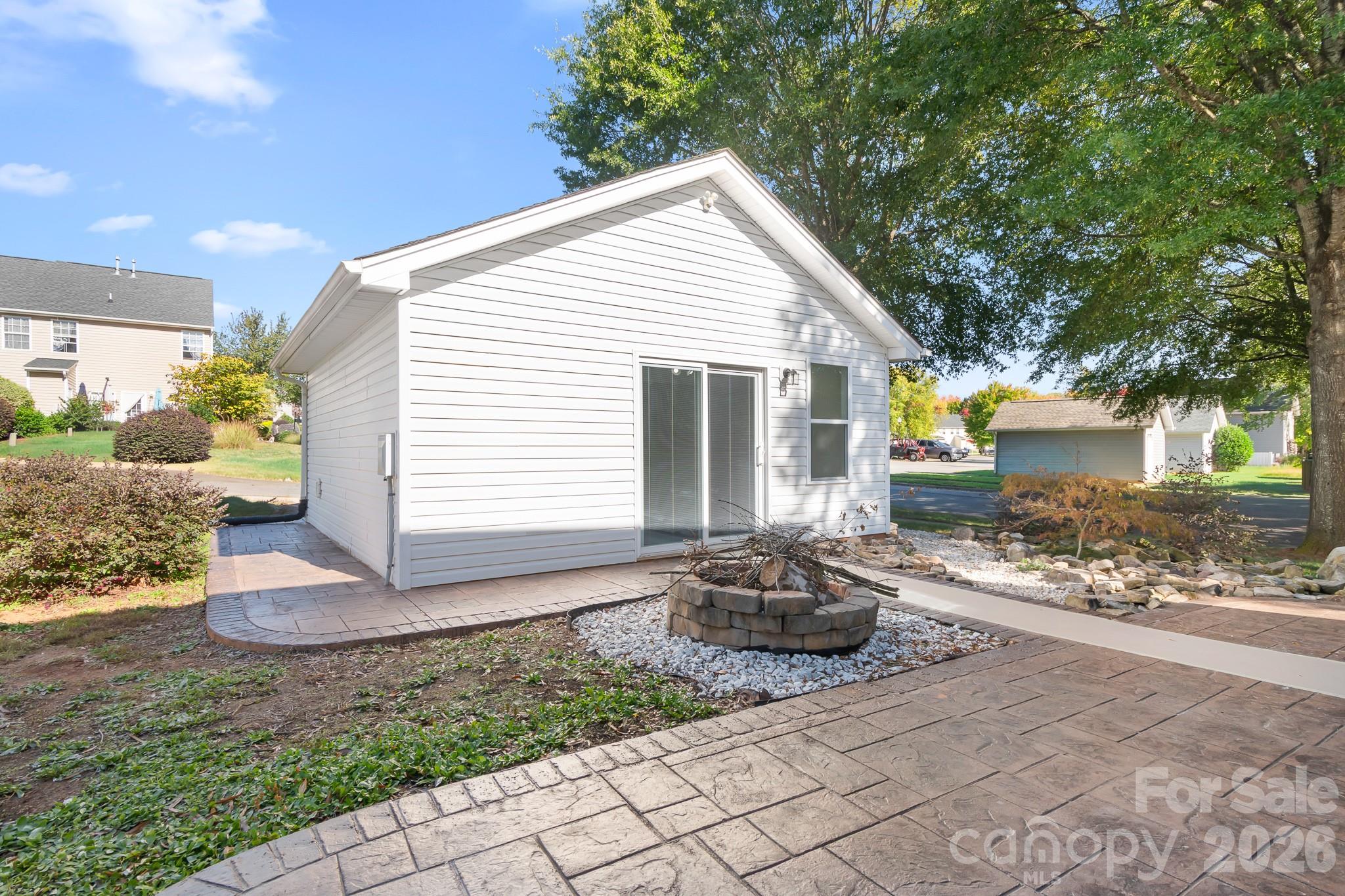 15404 Crossing Gate Drive Property Photo 22