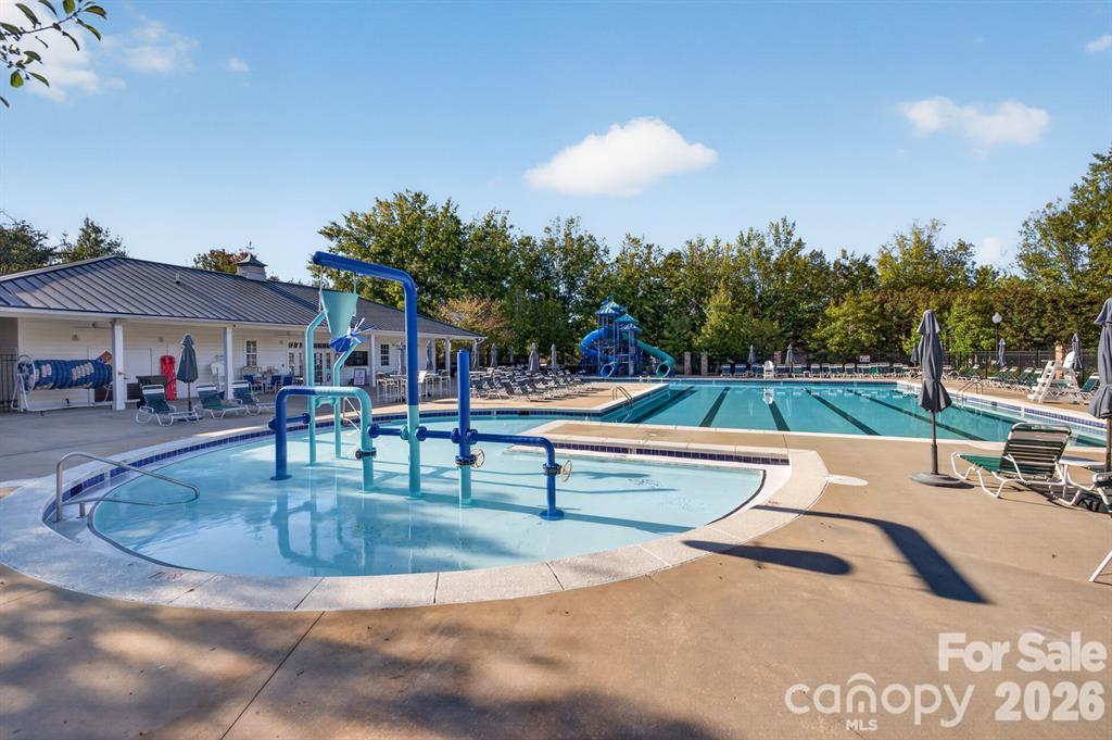 15404 Crossing Gate Drive Property Photo 37