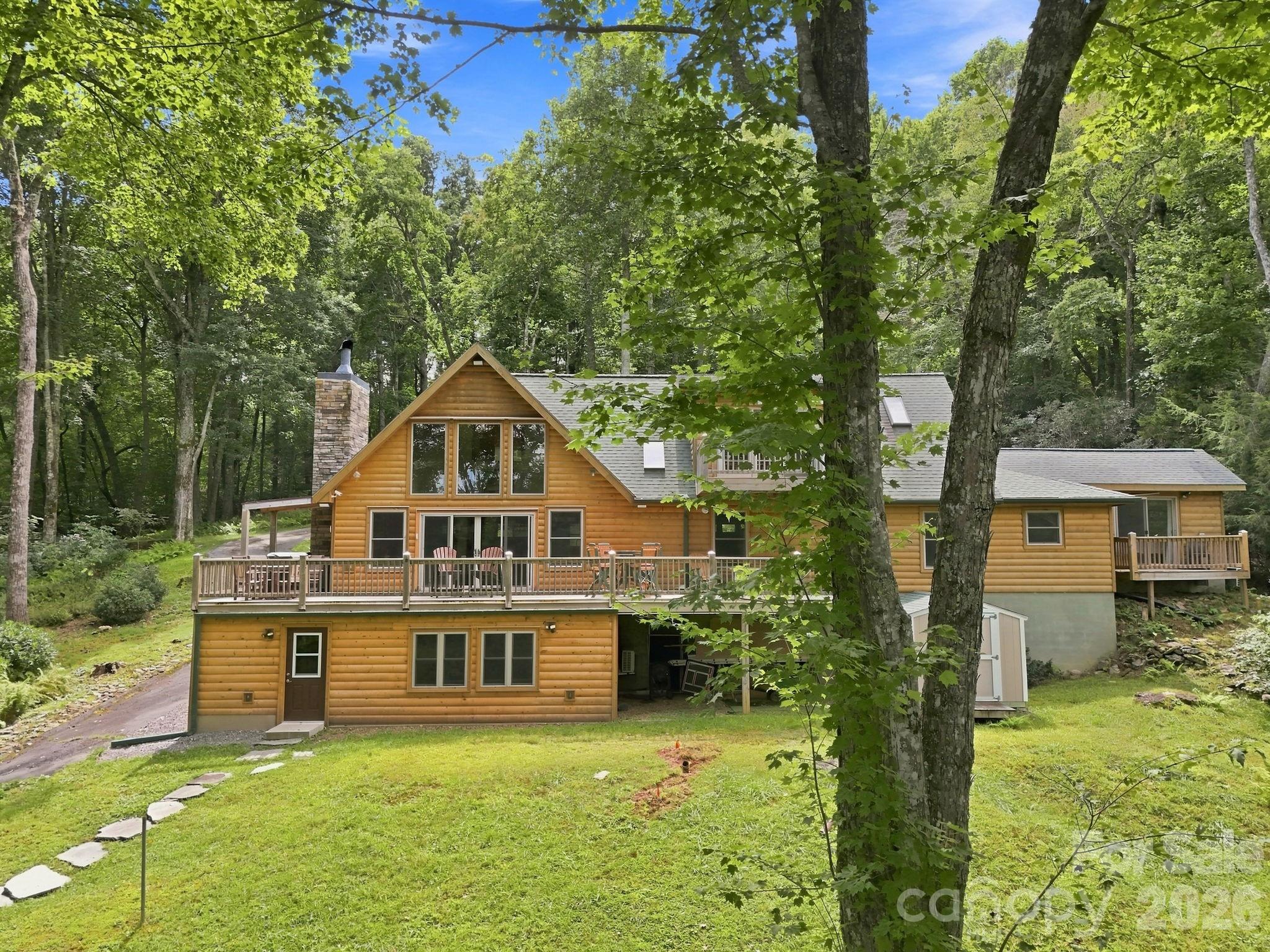 1055 Winter Star Loop Property Photo 1