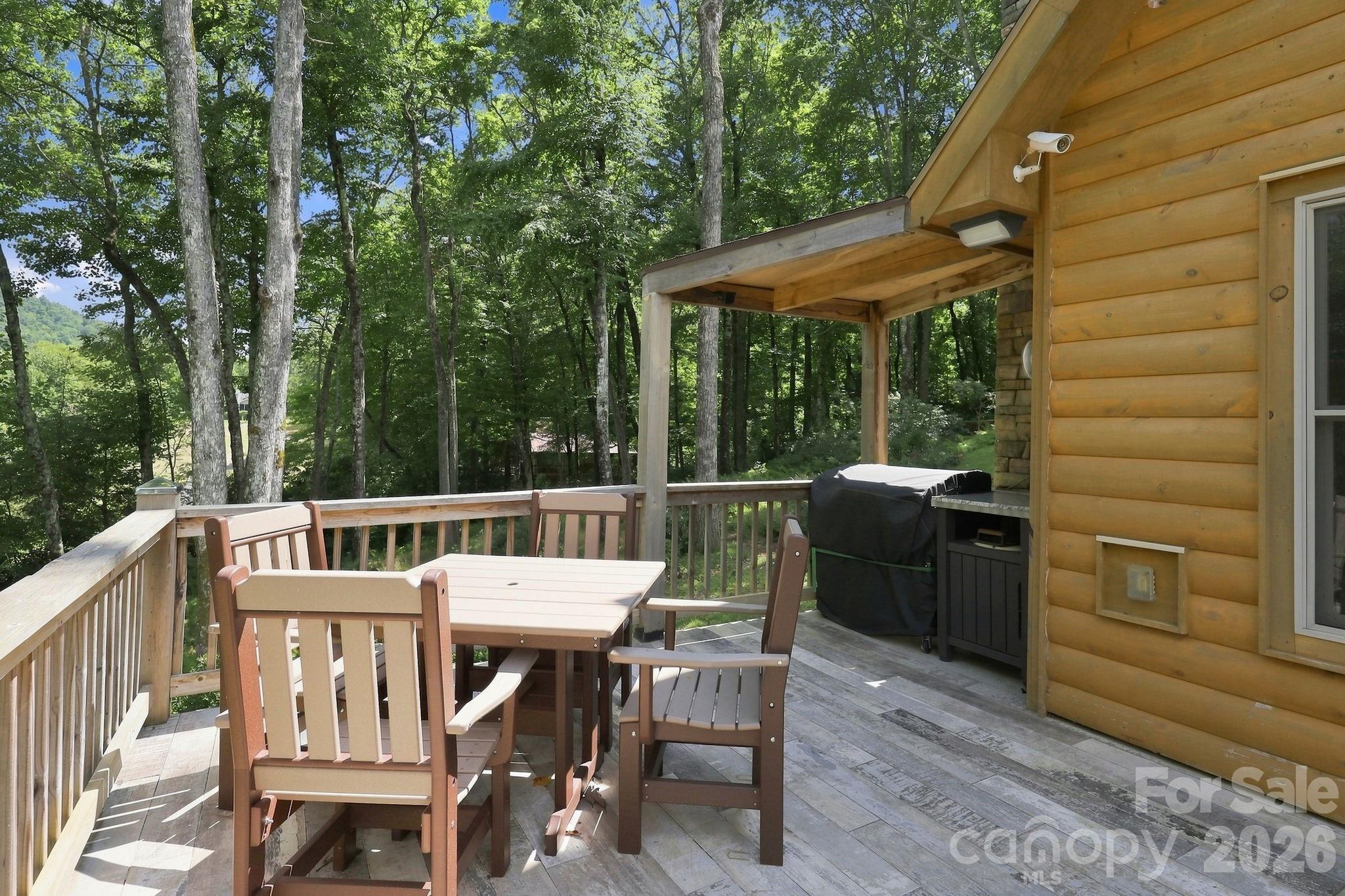 1055 Winter Star Loop Property Photo 10