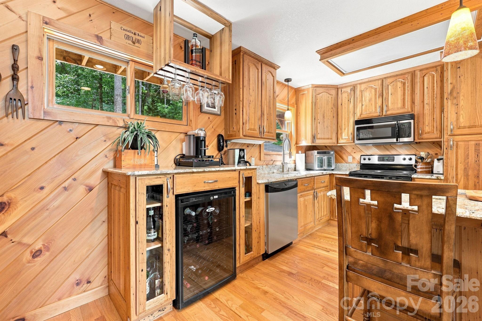 1055 Winter Star Loop Property Photo 13