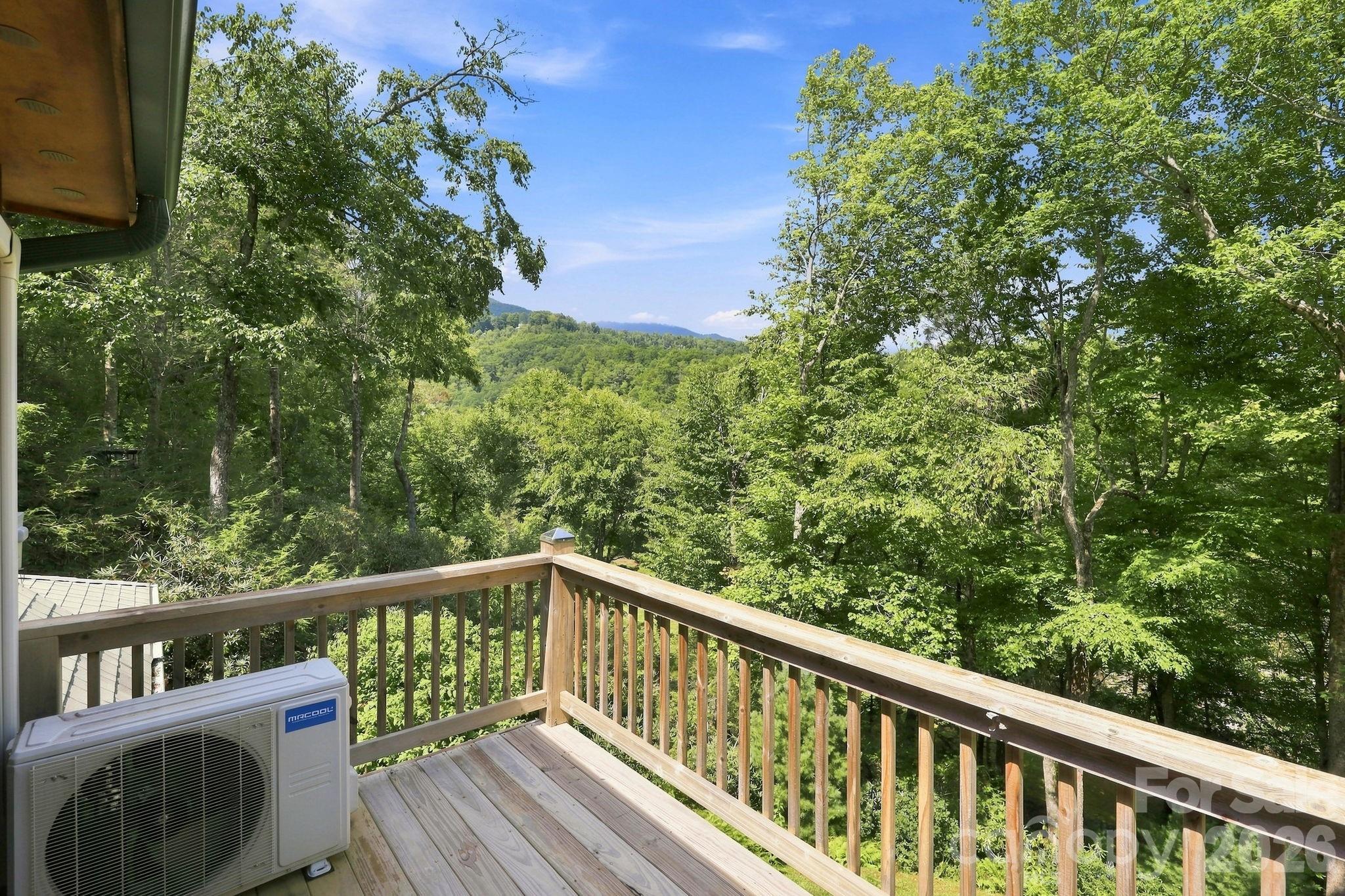 1055 Winter Star Loop Property Photo 20