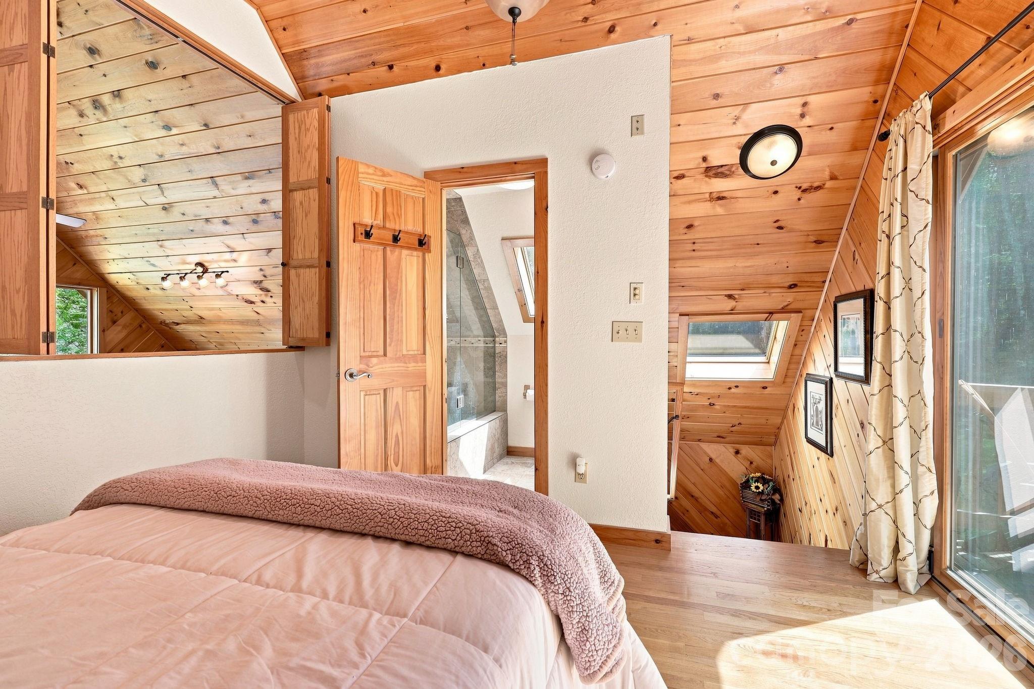 1055 Winter Star Loop Property Photo 22