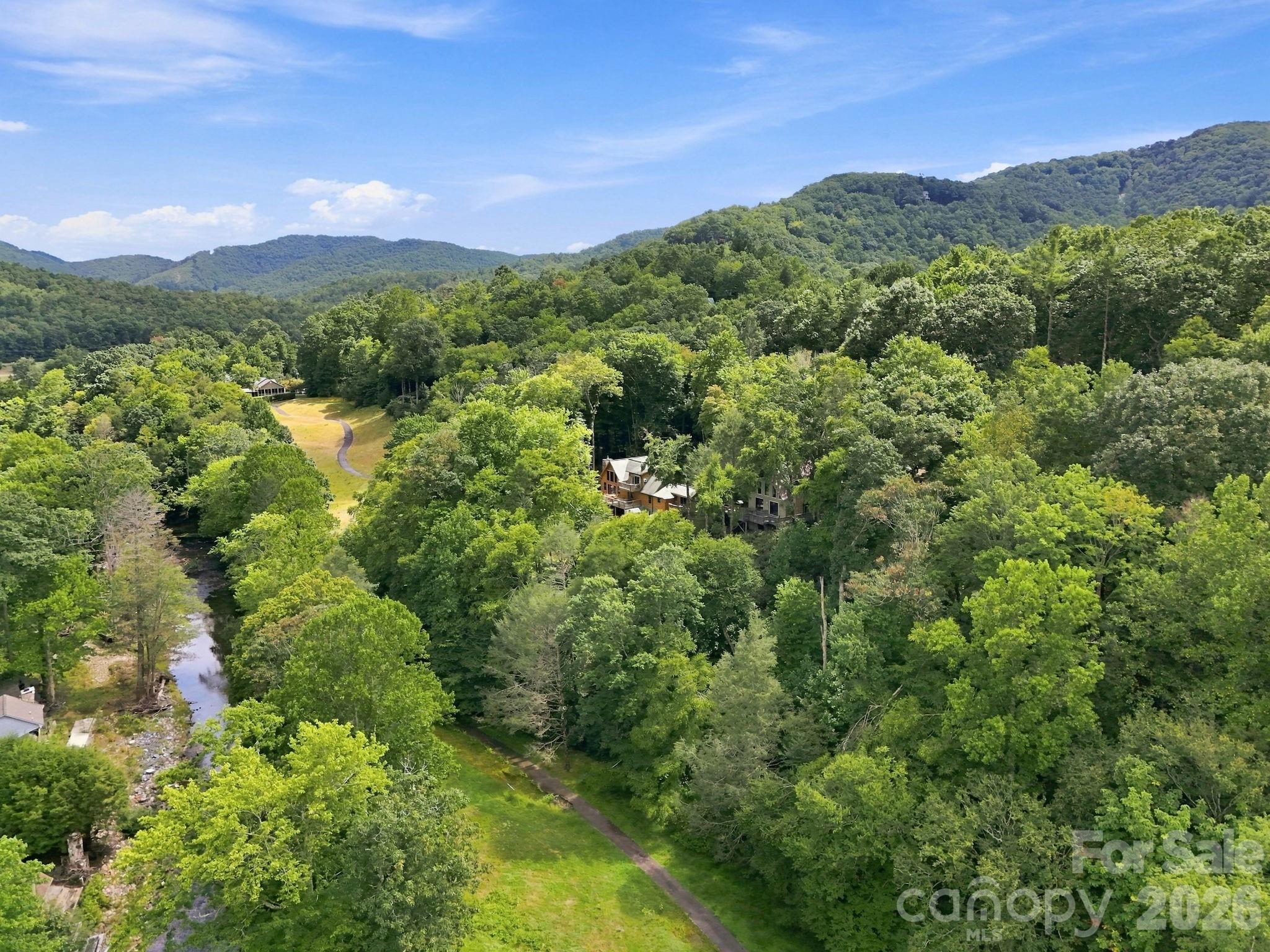 1055 Winter Star Loop Property Photo 45