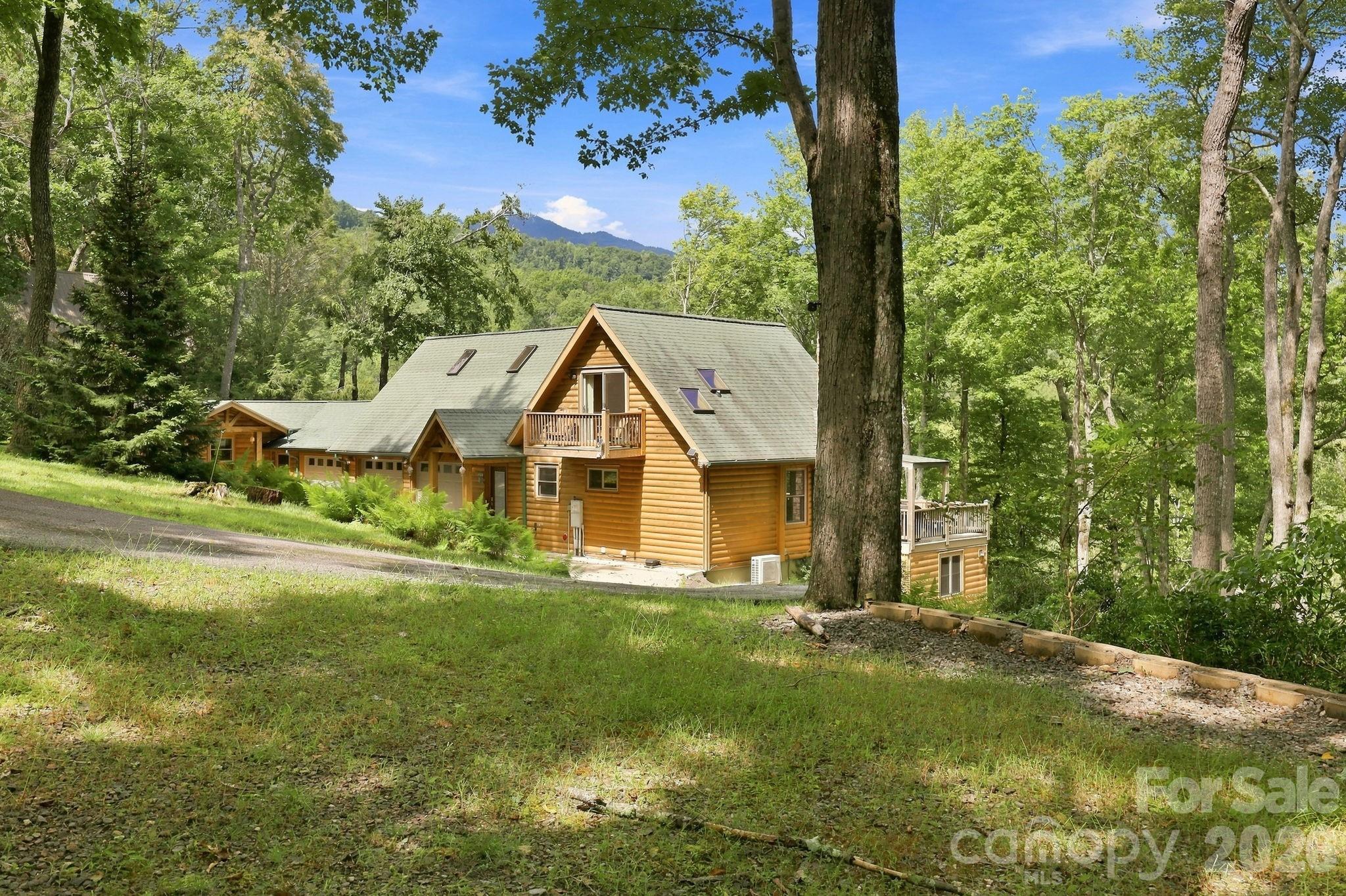 1055 Winter Star Loop Property Photo 46