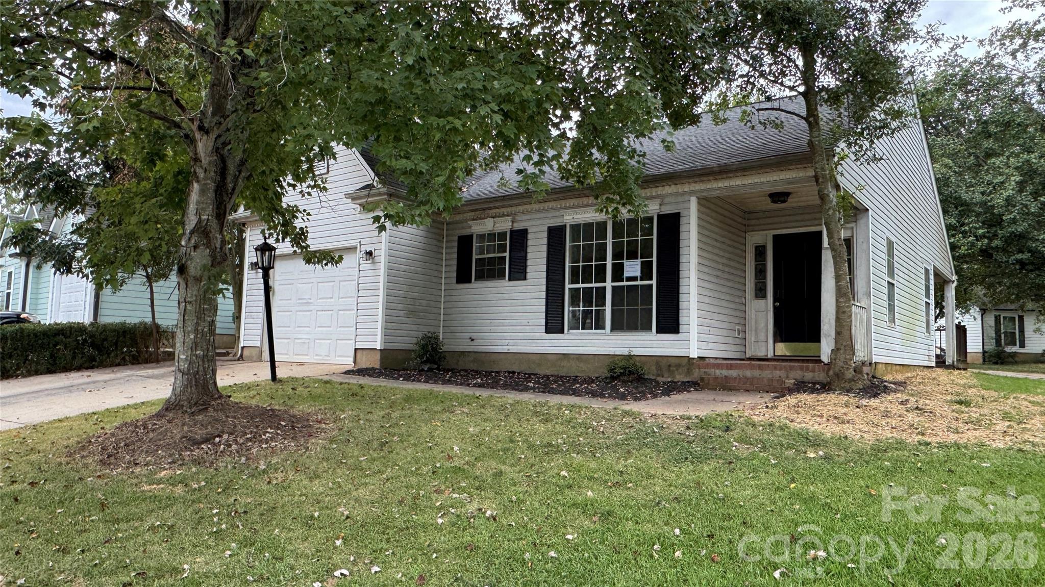 10121 Brawley Lane Property Photo 1
