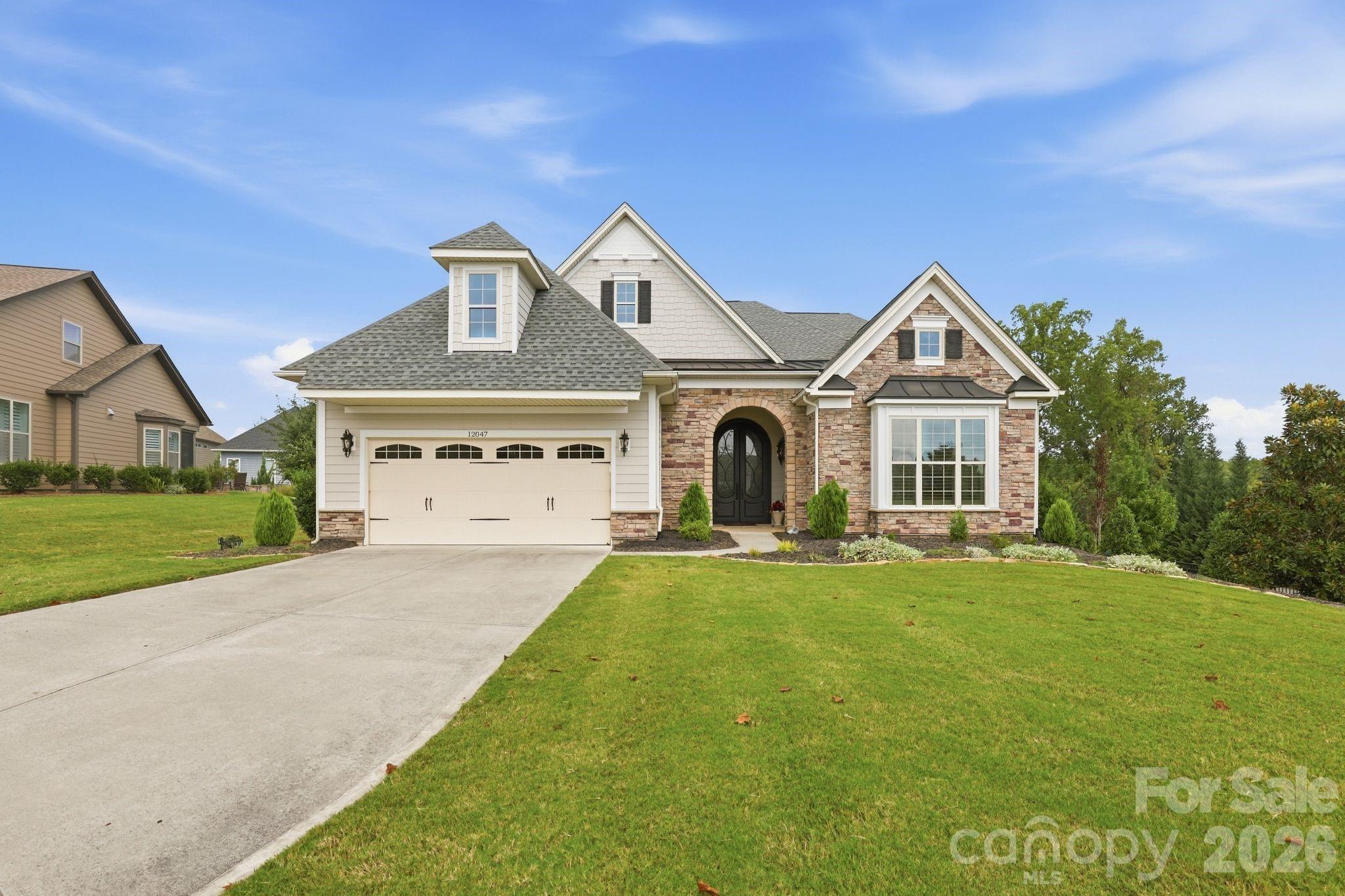 12047 Cove Court Property Photo 1