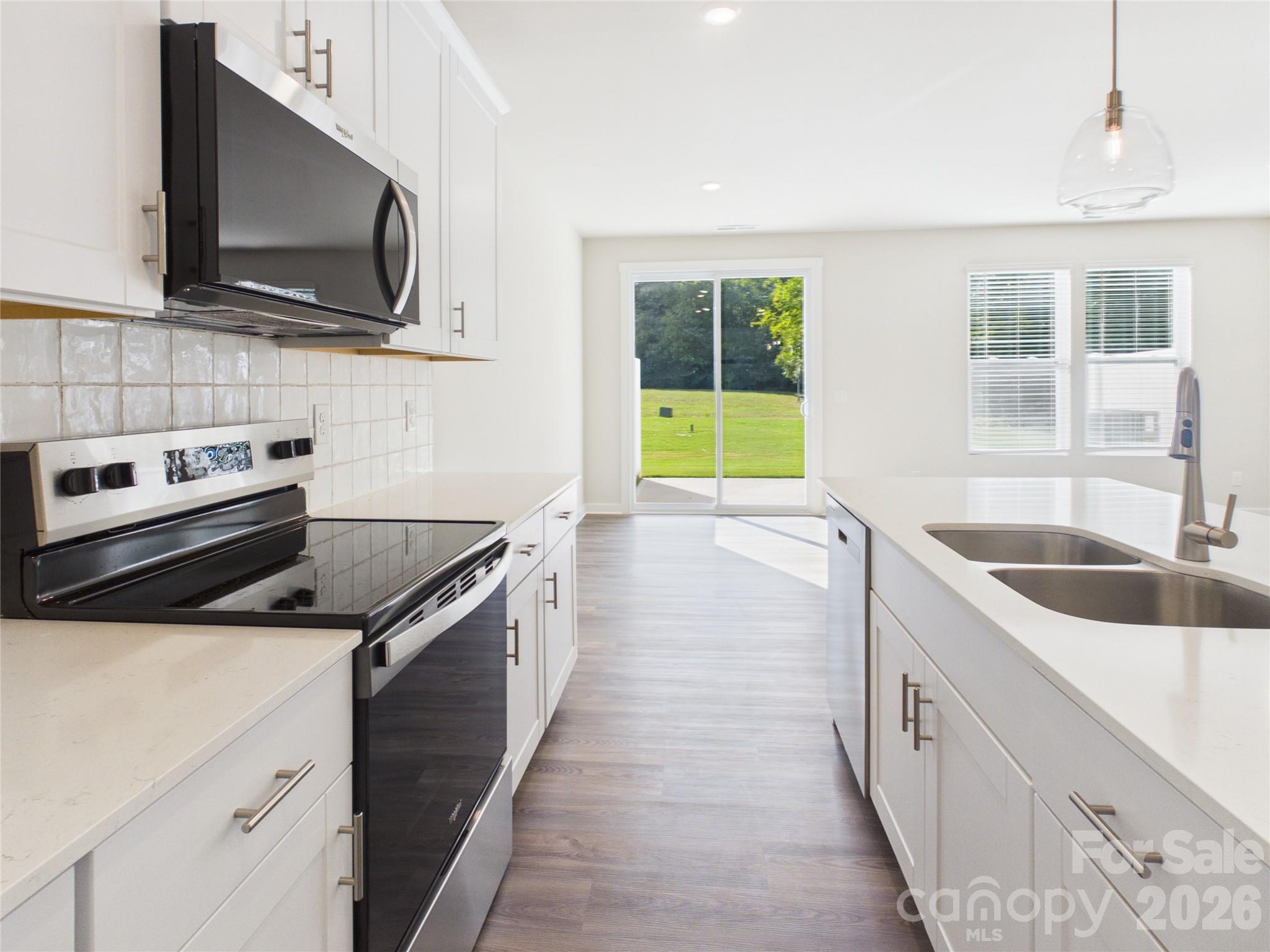 105 Dilling Street 04 Property Photo 6