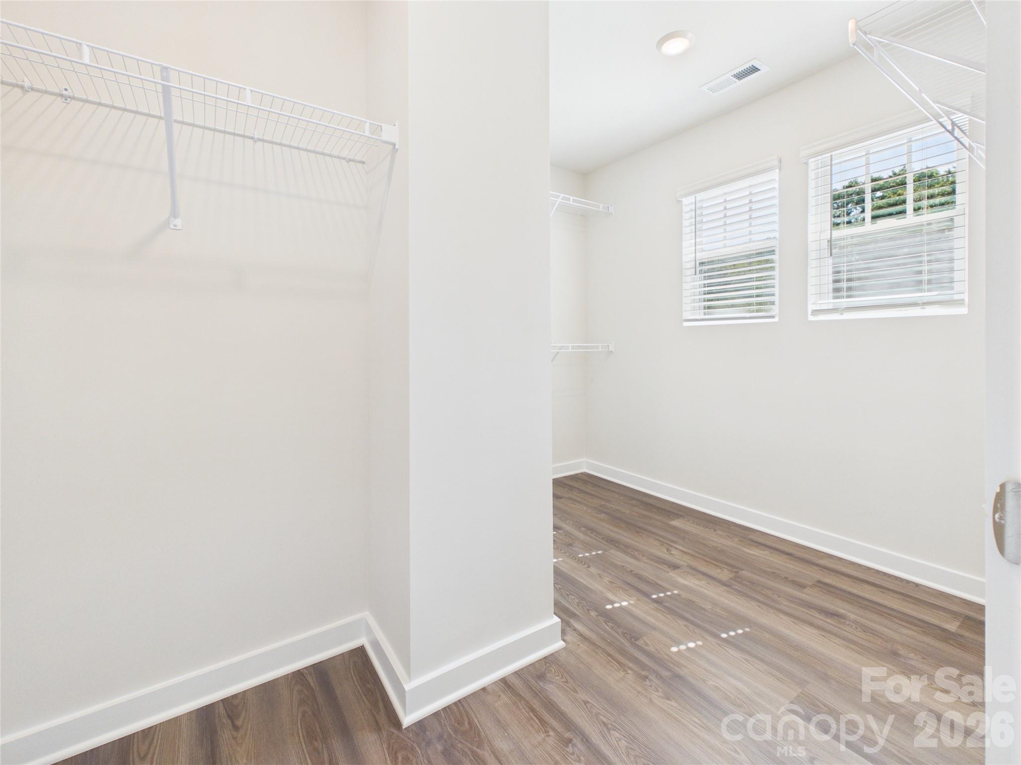 105 Dilling Street 04 Property Photo 21