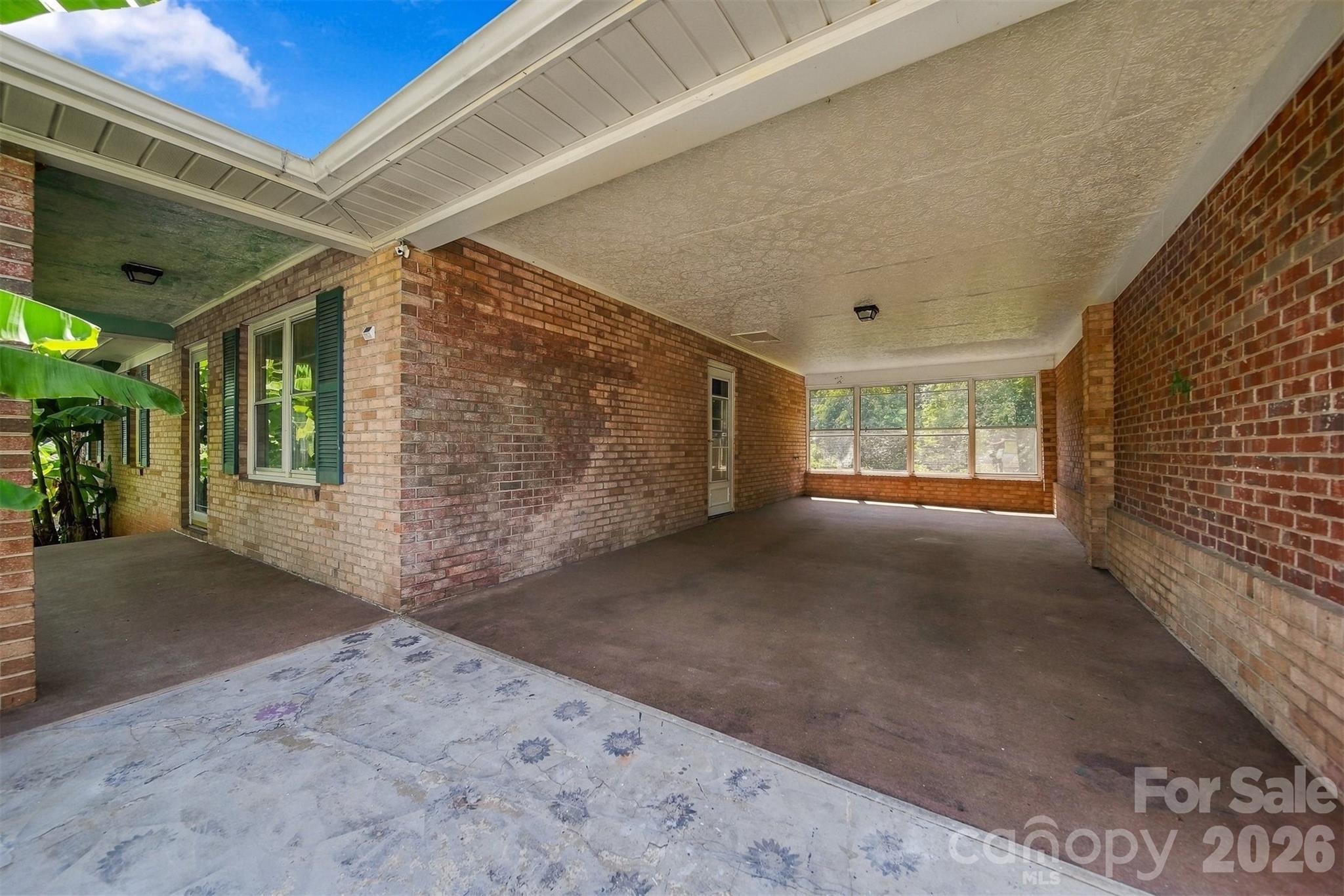 3490 Greentree Acres Road Property Photo 3