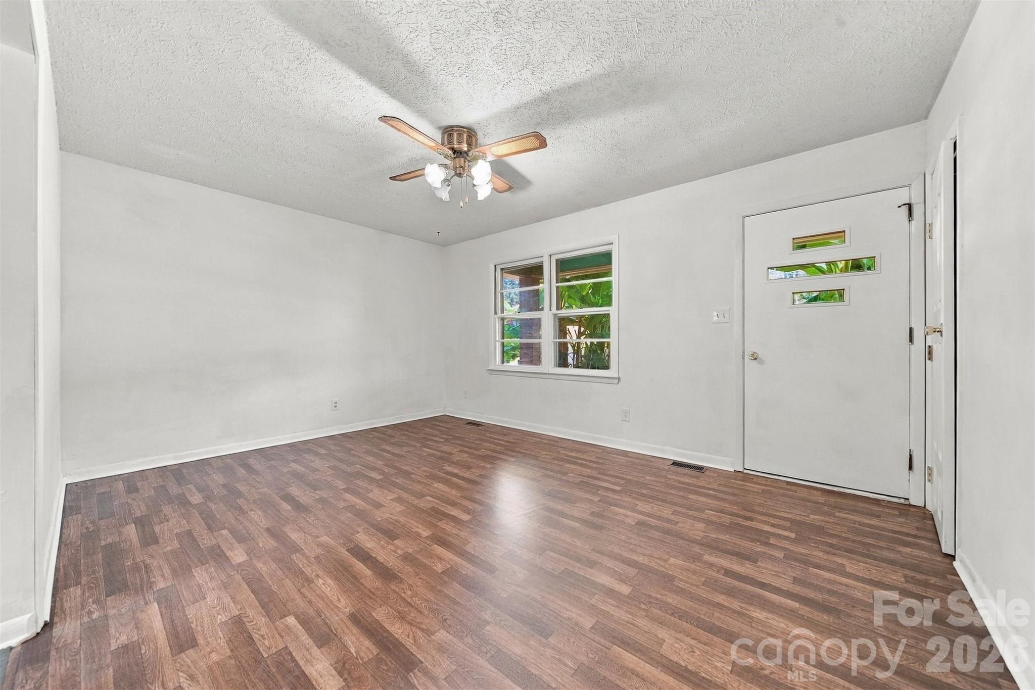 3490 Greentree Acres Road Property Photo 4