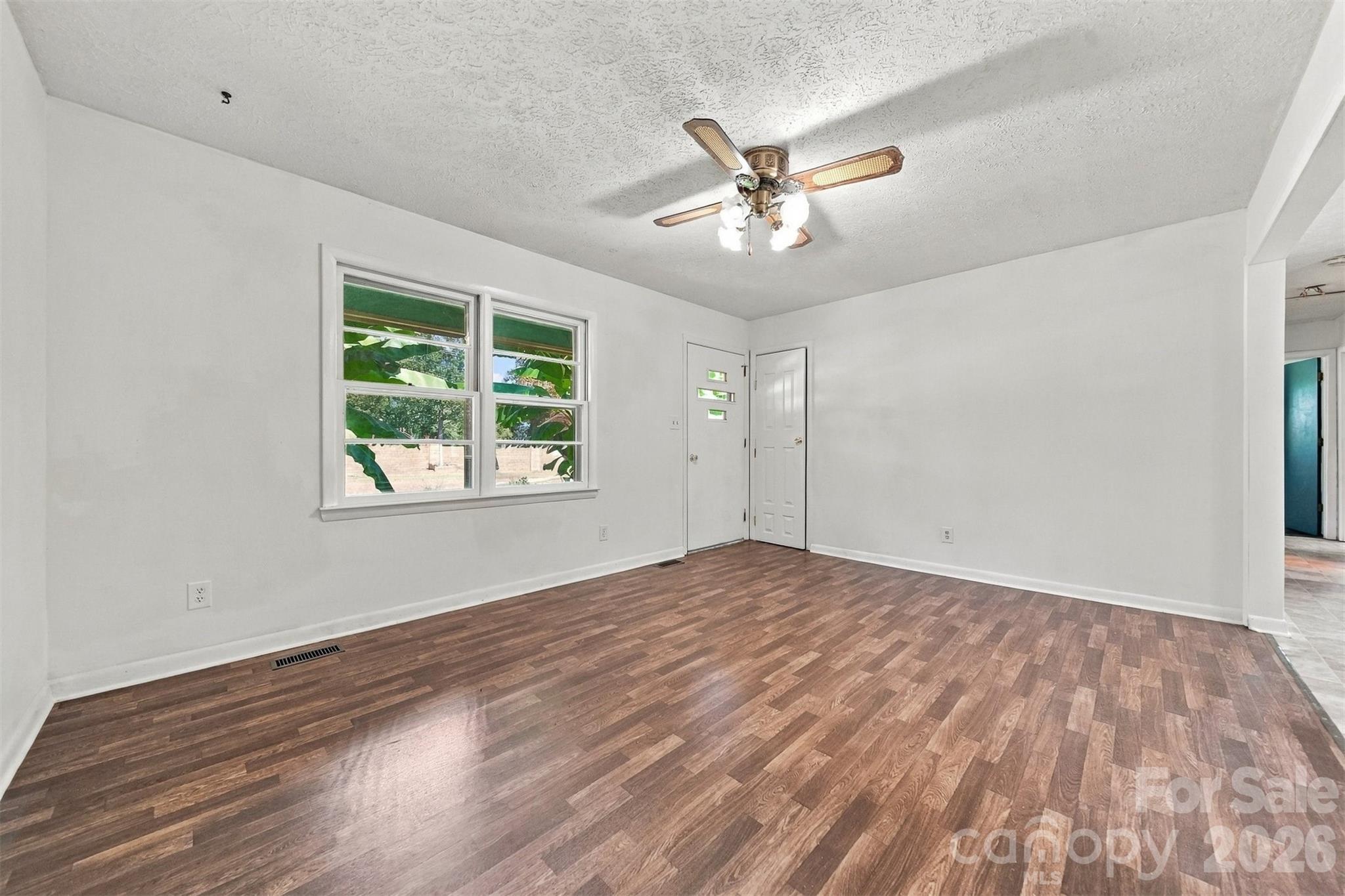 3490 Greentree Acres Road Property Photo 5