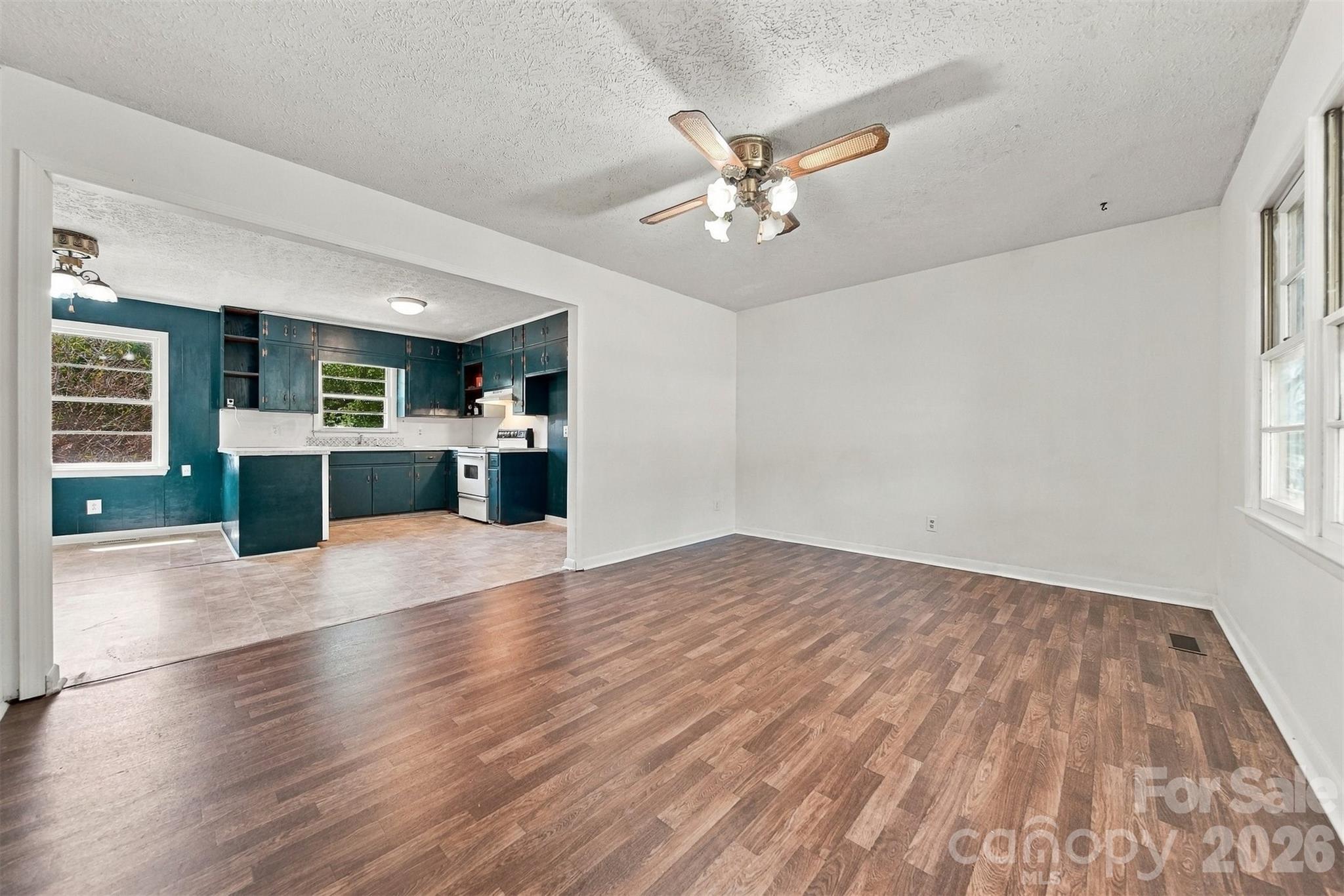 3490 Greentree Acres Road Property Photo 6