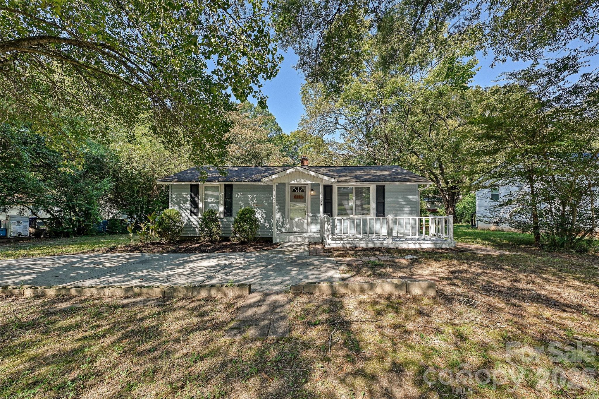 5953 Yale Avenue Property Photo 1