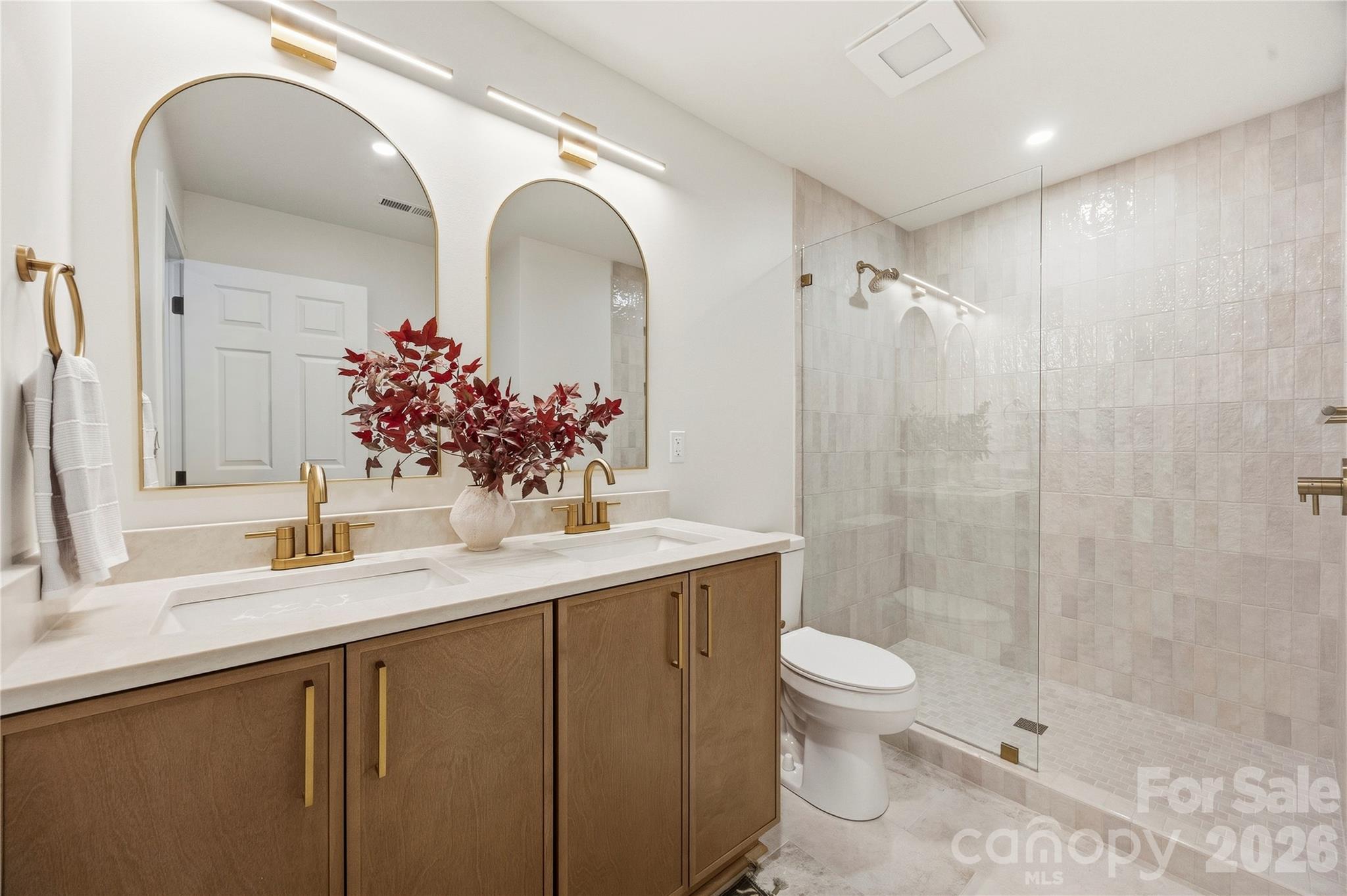 7126 Woodstream Drive Property Photo 12