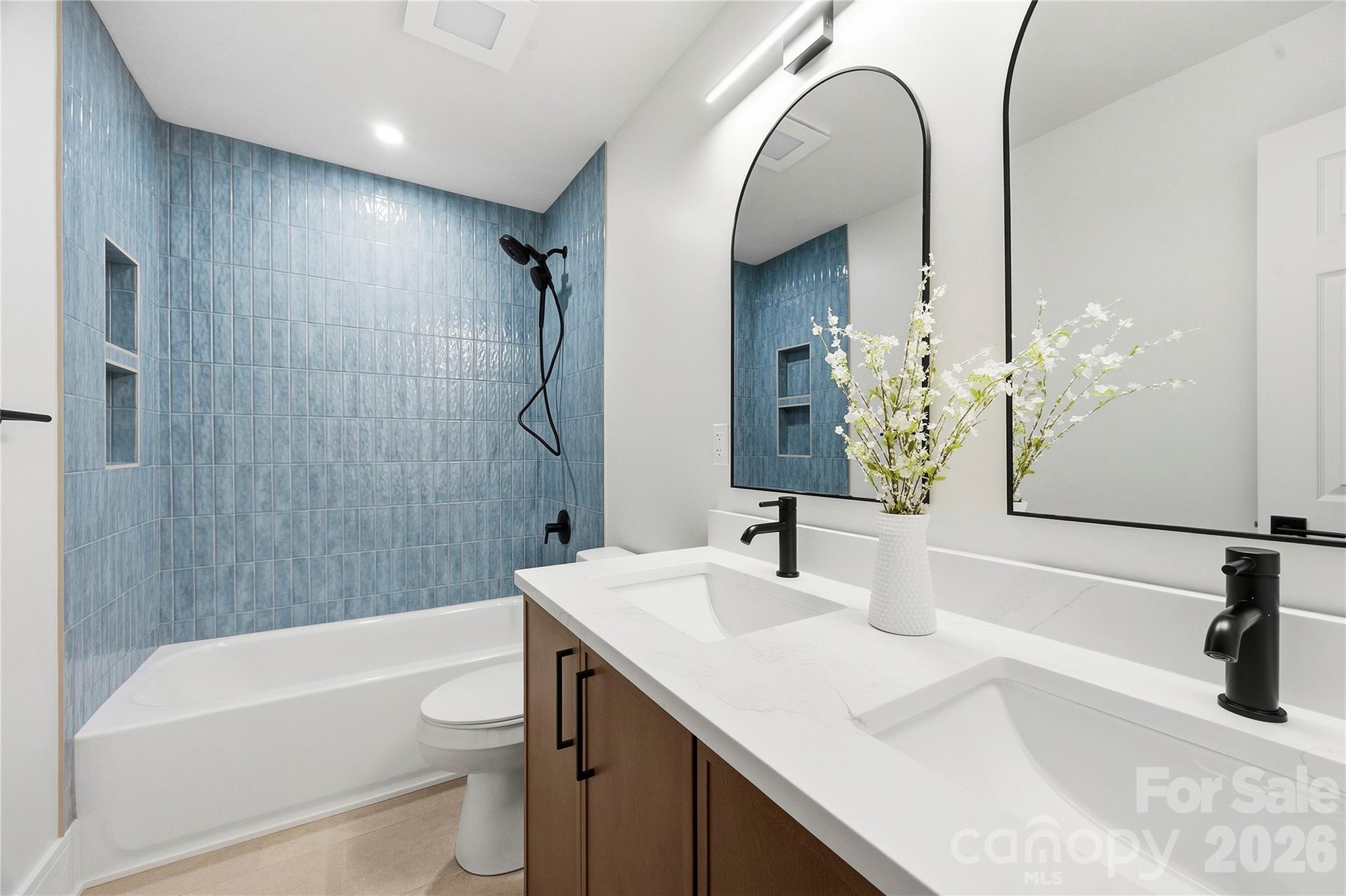 7126 Woodstream Drive Property Photo 16