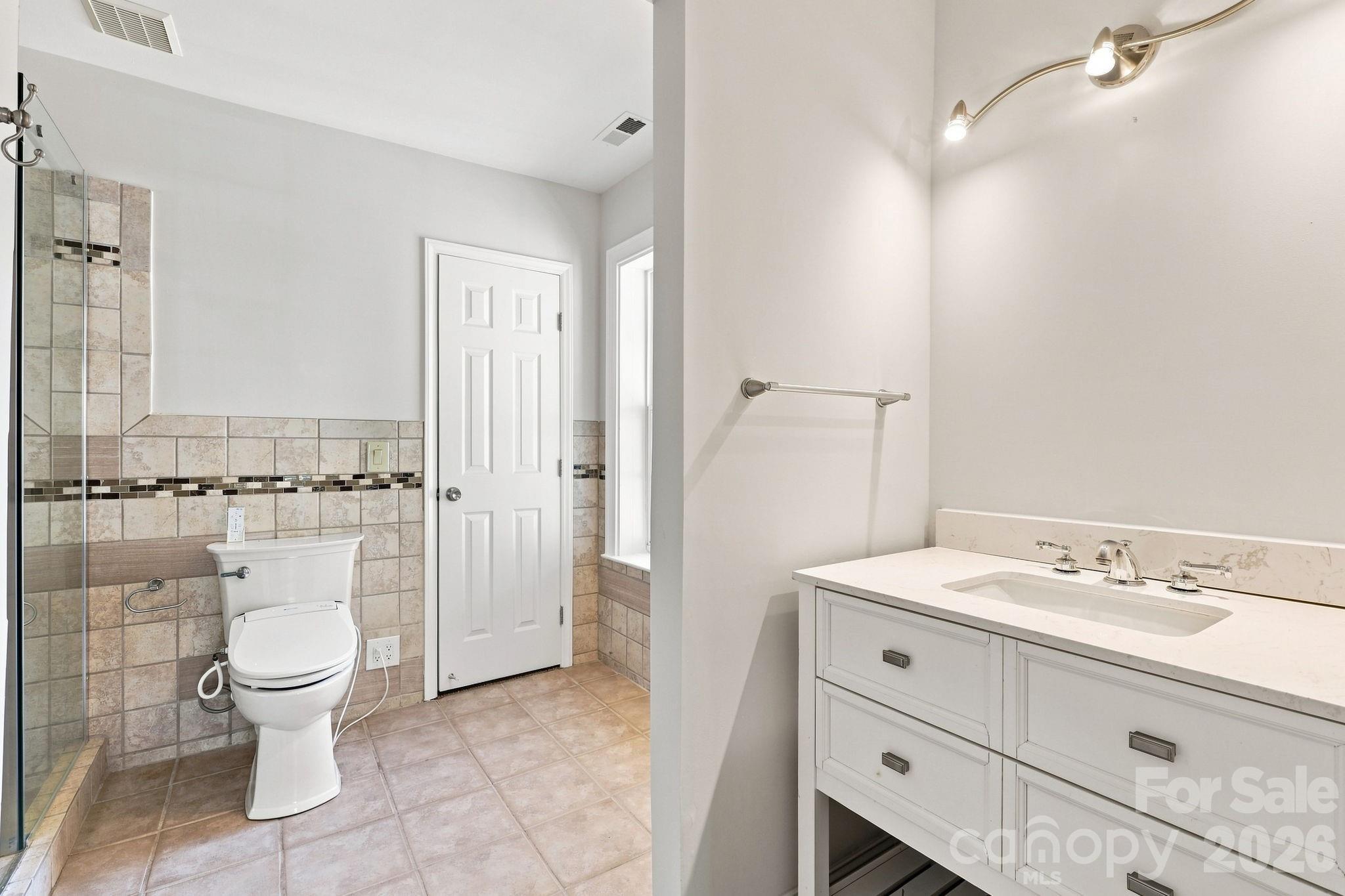 2108 Kirkwood Avenue 3 Property Photo 37