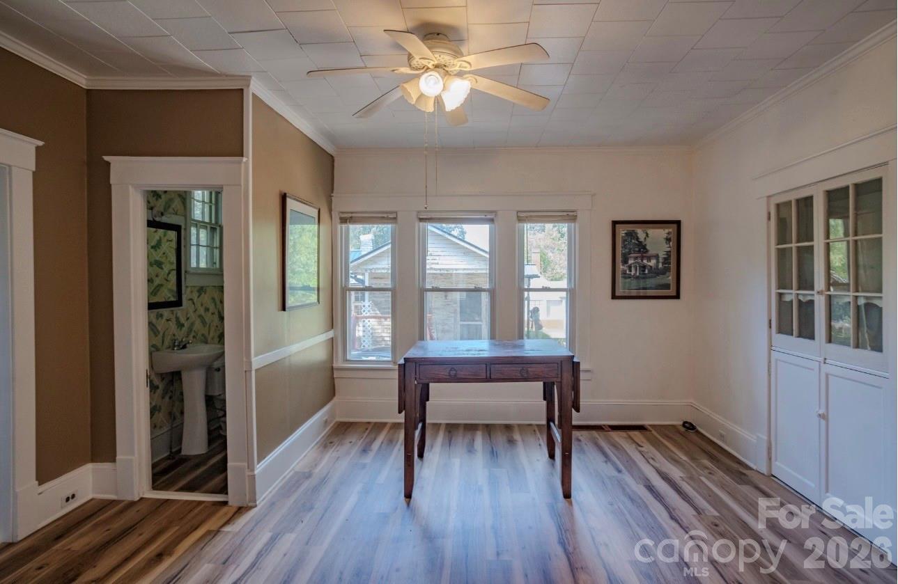 401 8th Street Property Photo 11