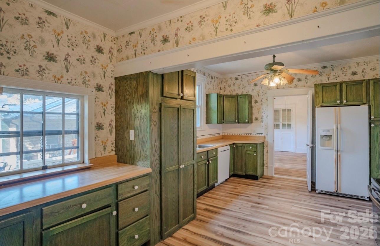 401 8th Street Property Photo 13