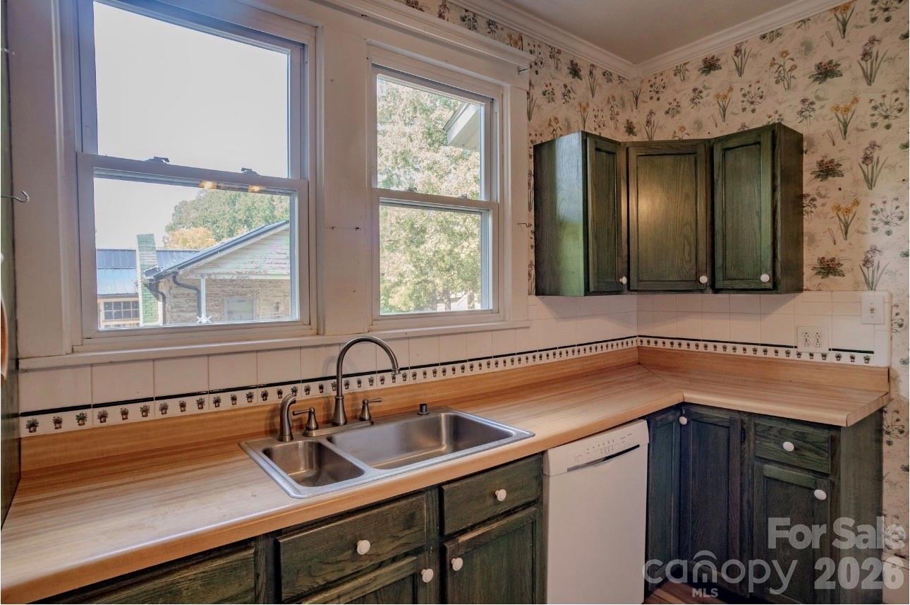 401 8th Street Property Photo 16
