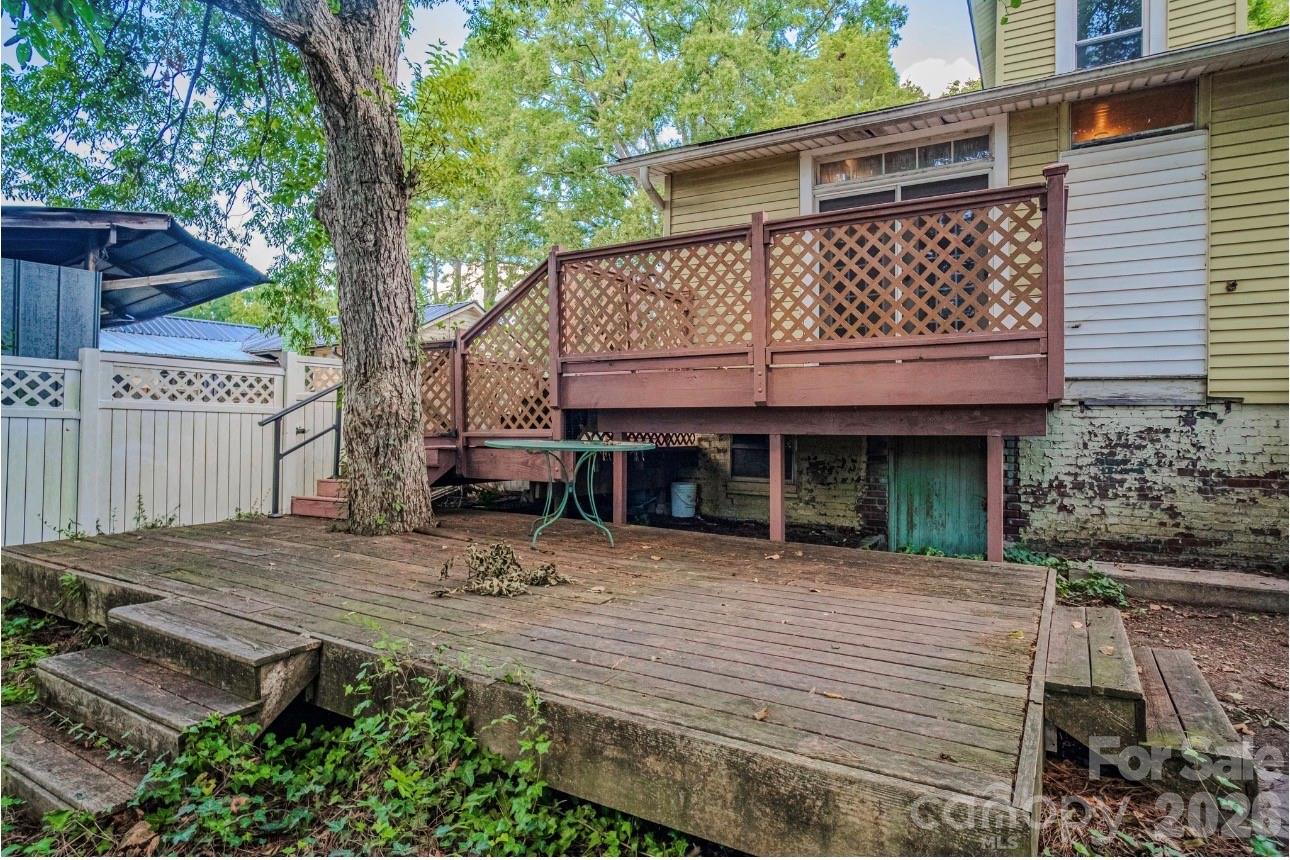 401 8th Street Property Photo 35