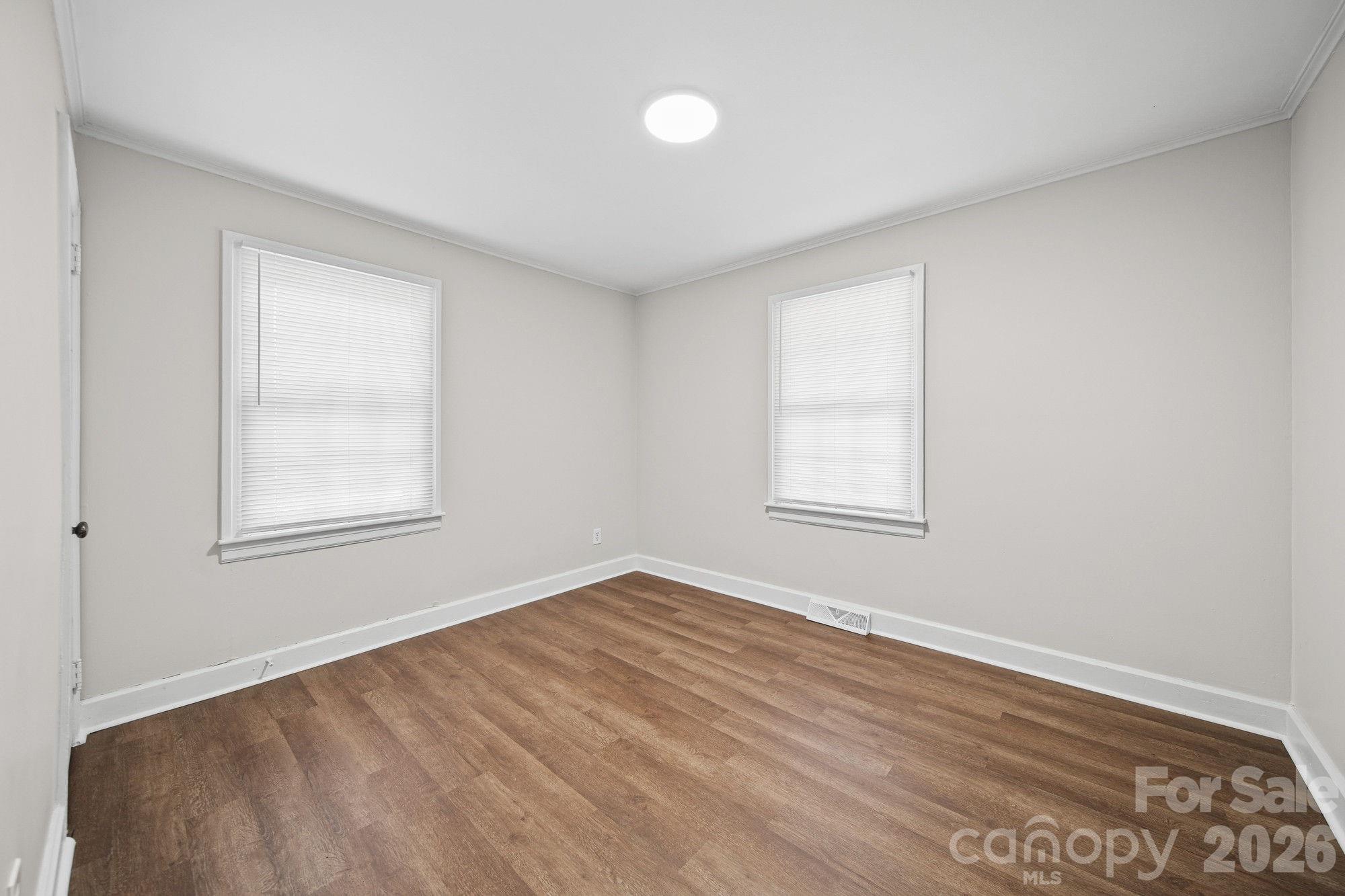 406 Sunset Drive Property Photo 15