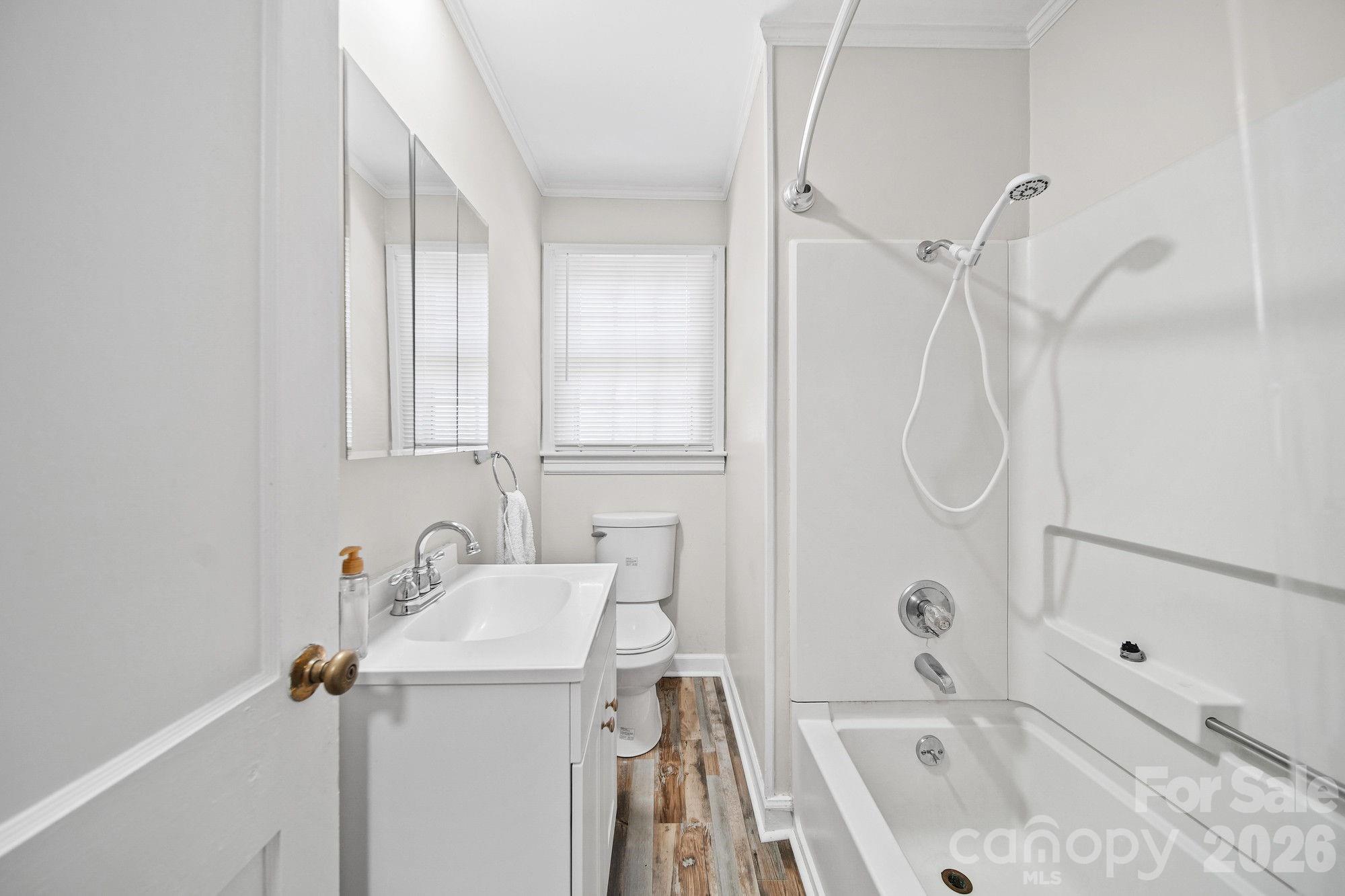 406 Sunset Drive Property Photo 17