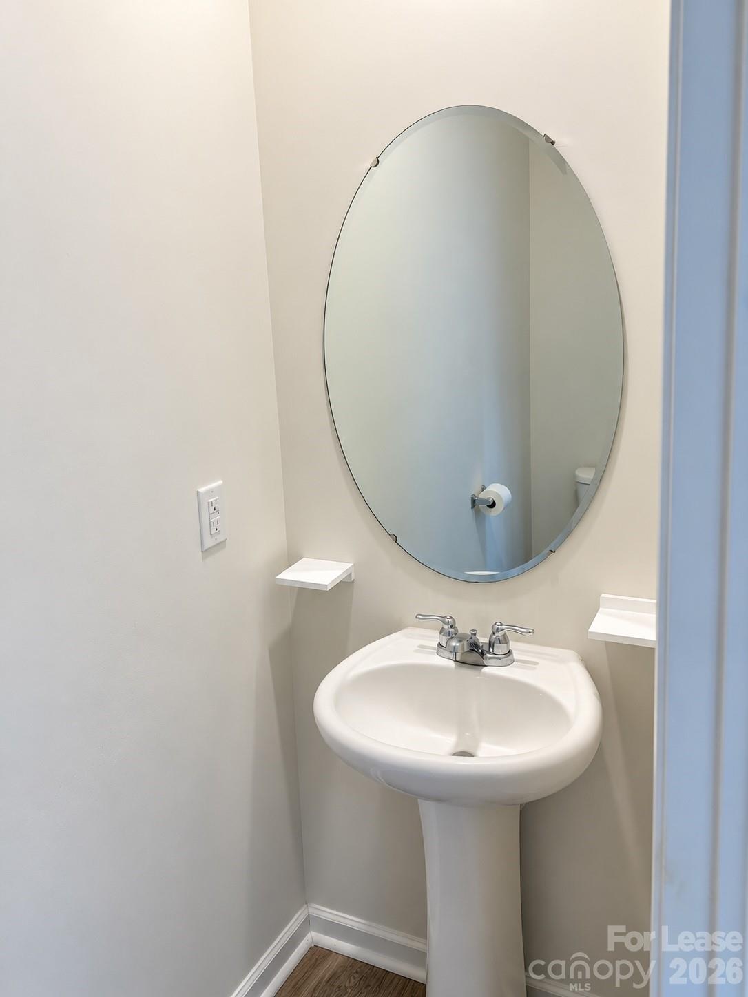 4119 Village Boulevard Property Photo 5