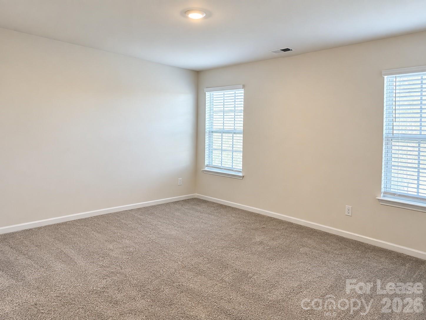 4119 Village Boulevard Property Photo 6