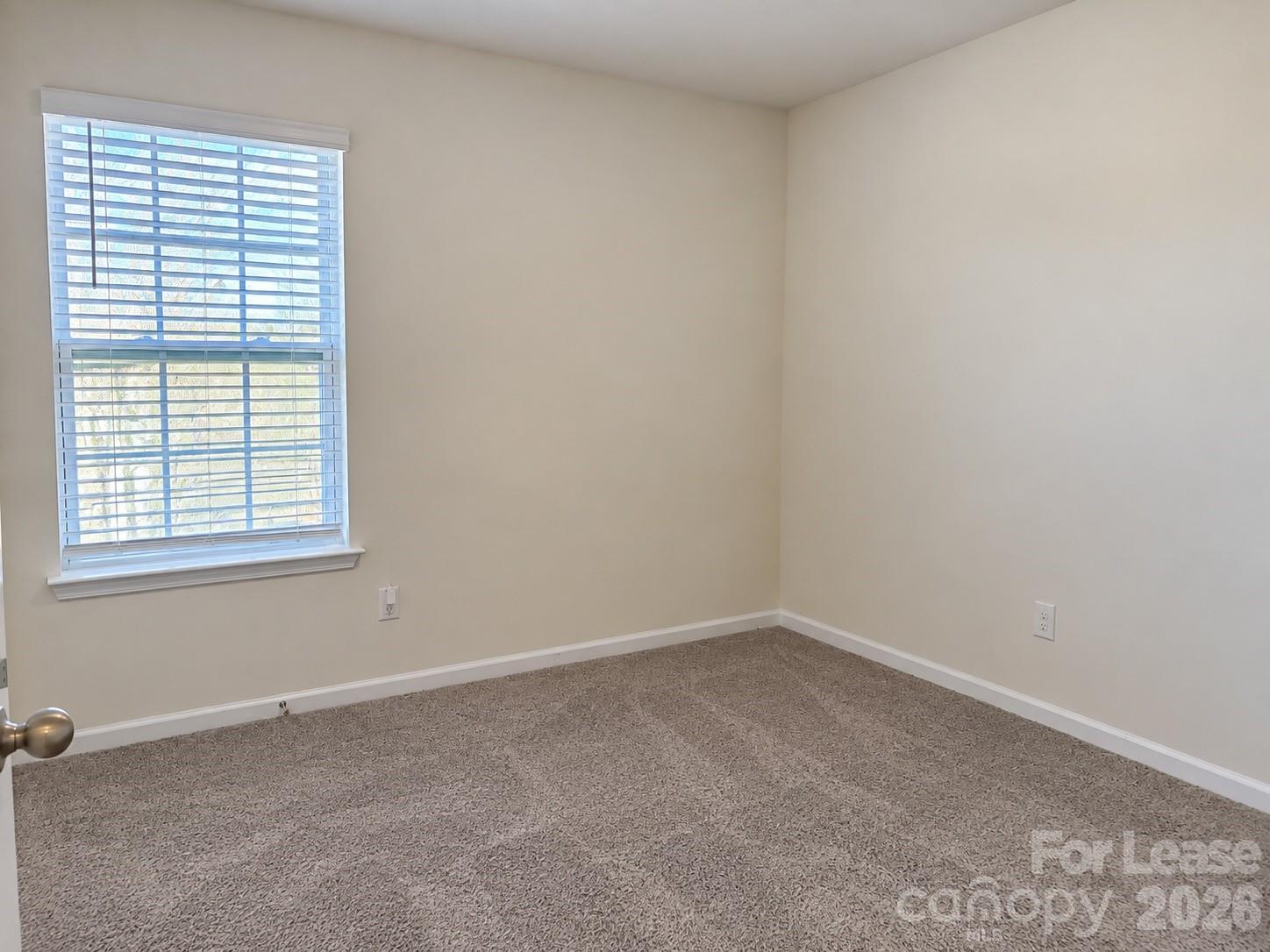 4119 Village Boulevard Property Photo 9