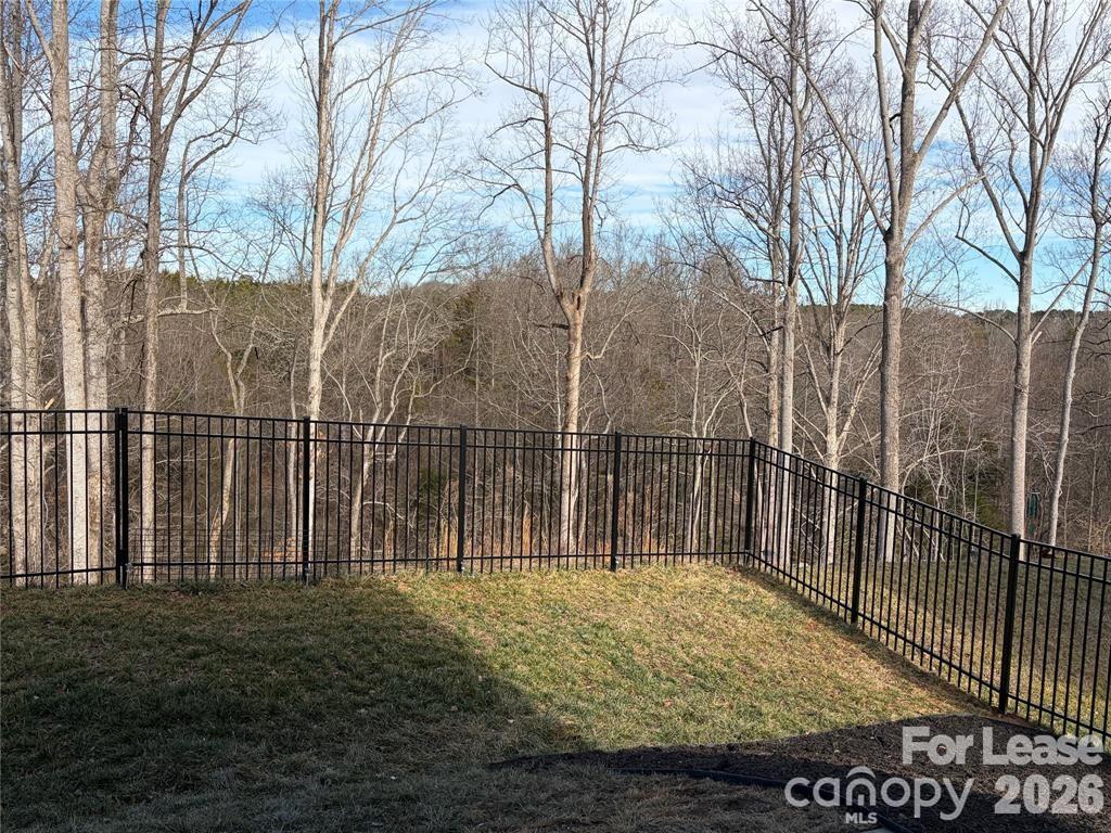 4119 Village Boulevard Property Photo 20