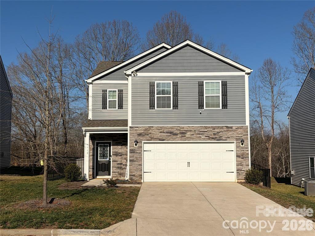 4119 Village Boulevard Property Photo 1