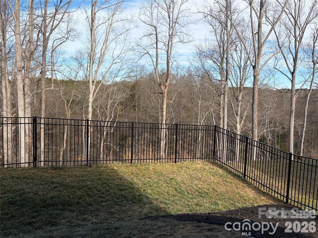 4119 Village Boulevard Property Photo 24