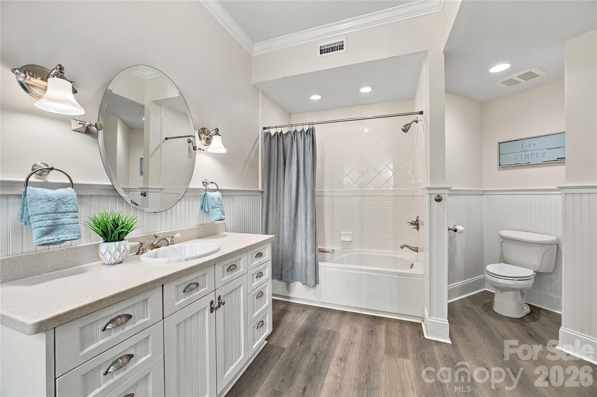 9040 Fair Oak Drive Property Photo 27