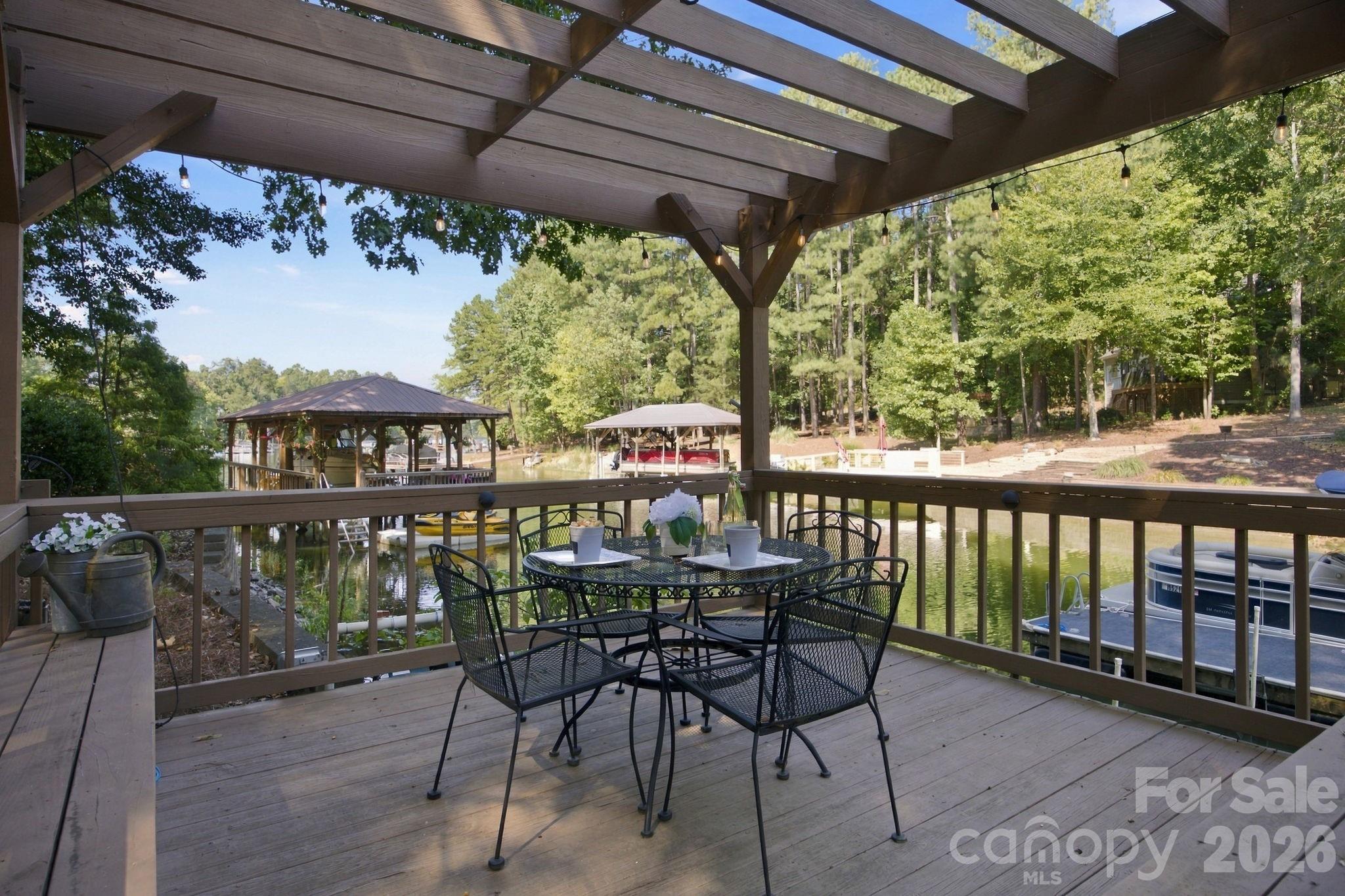 9040 Fair Oak Drive Property Photo 31