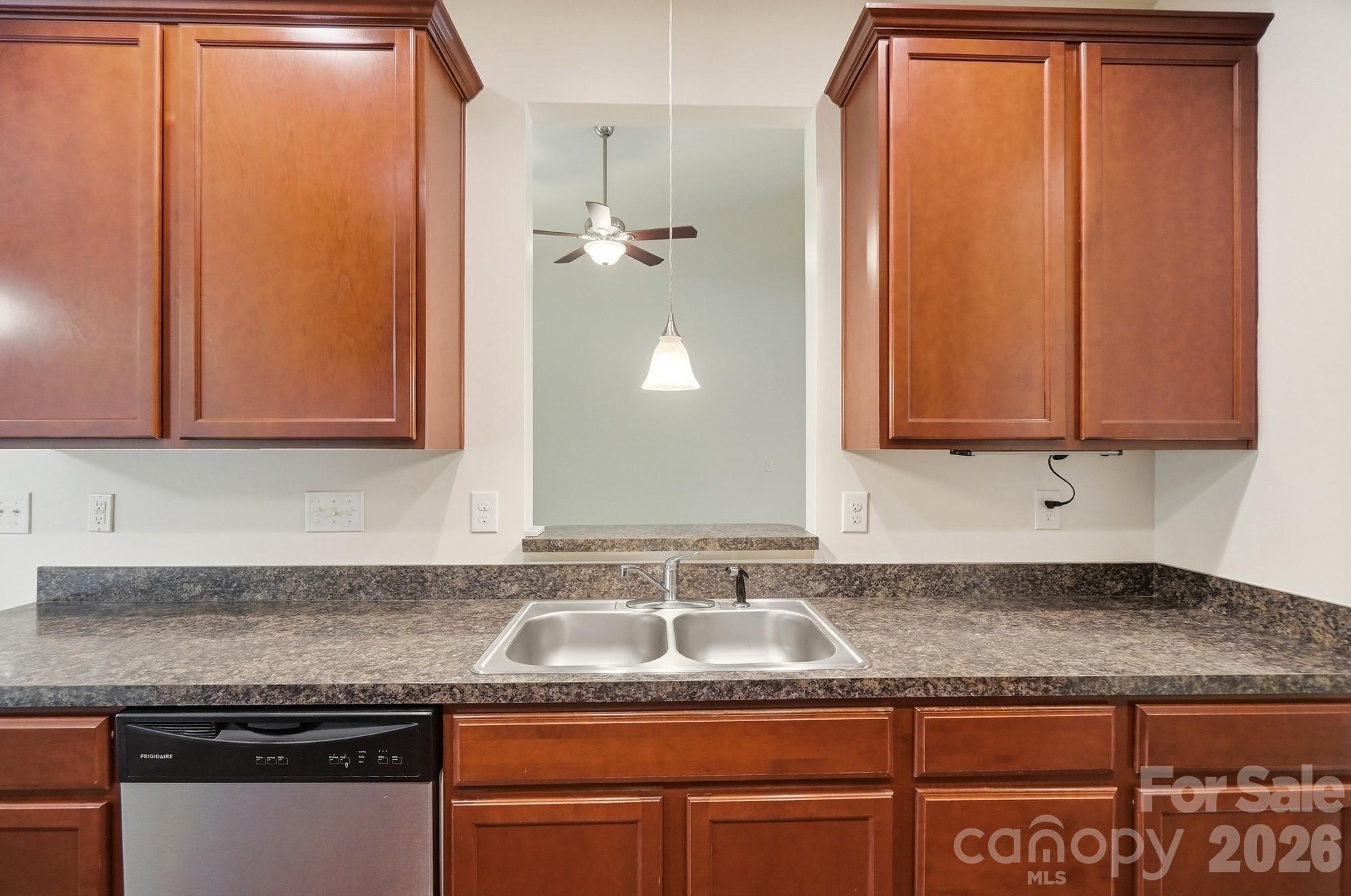 12321 Bronx Drive Property Photo 15