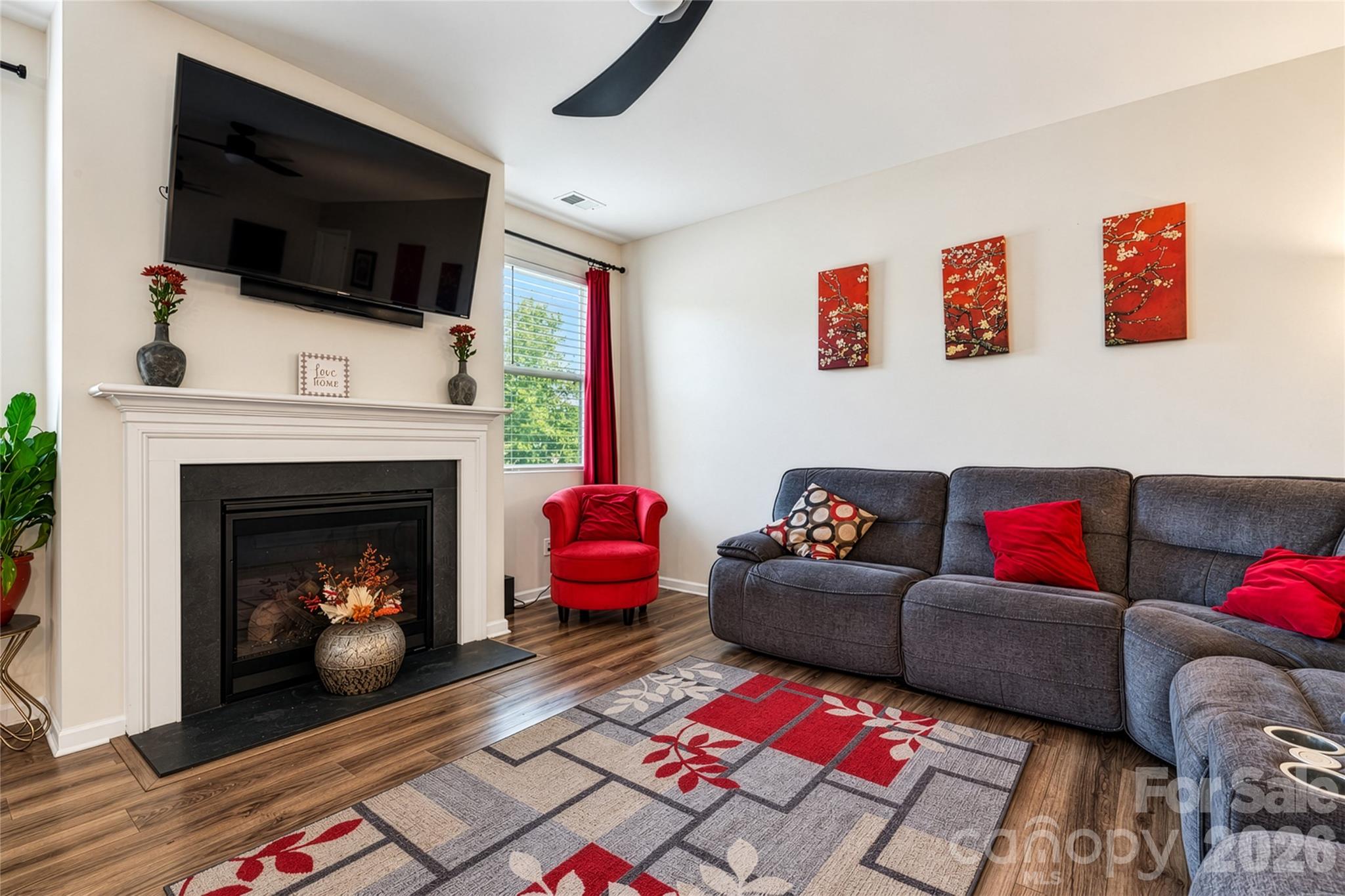 9002 Willowfield Drive Property Photo 18