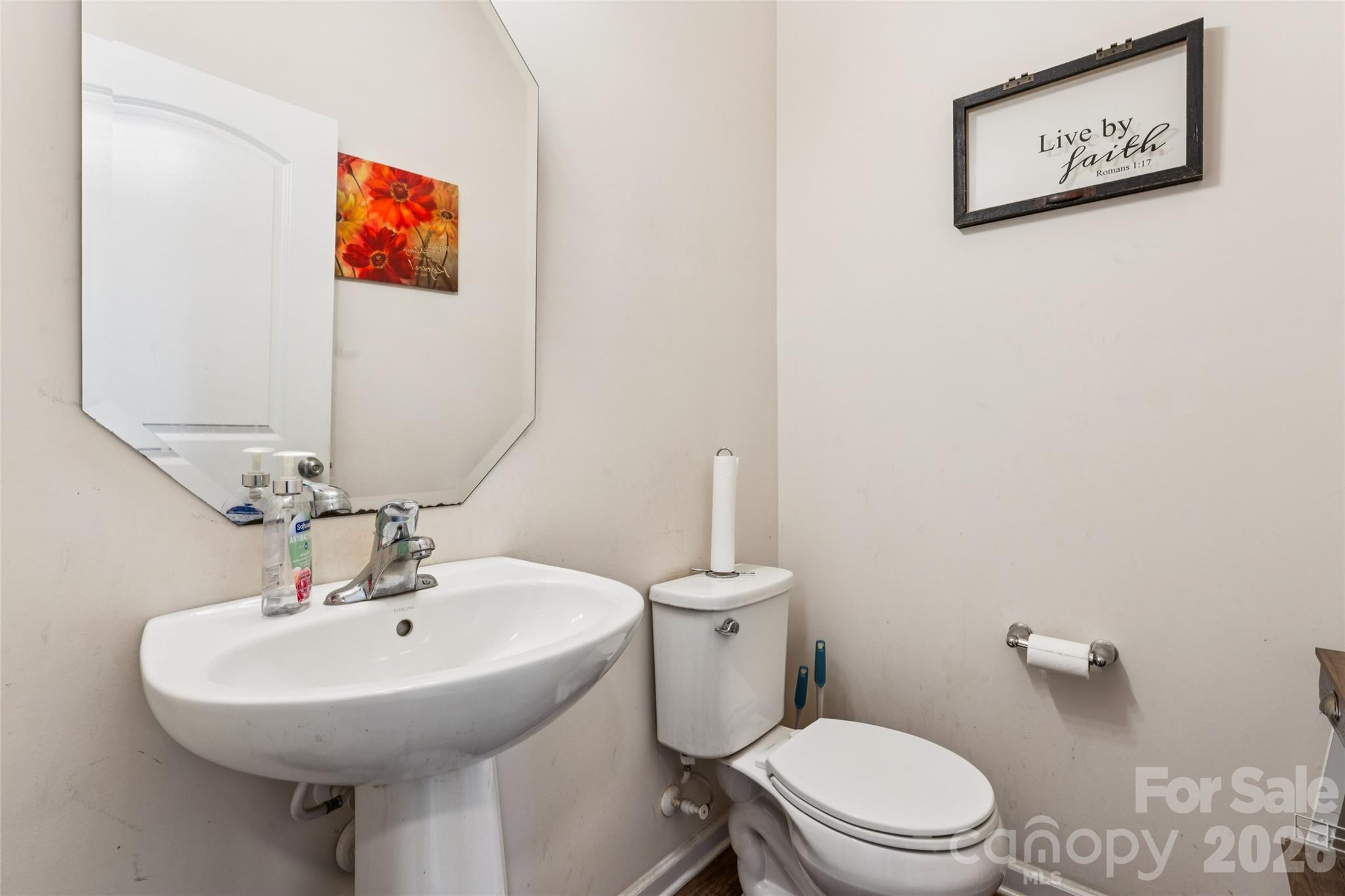 9002 Willowfield Drive Property Photo 20