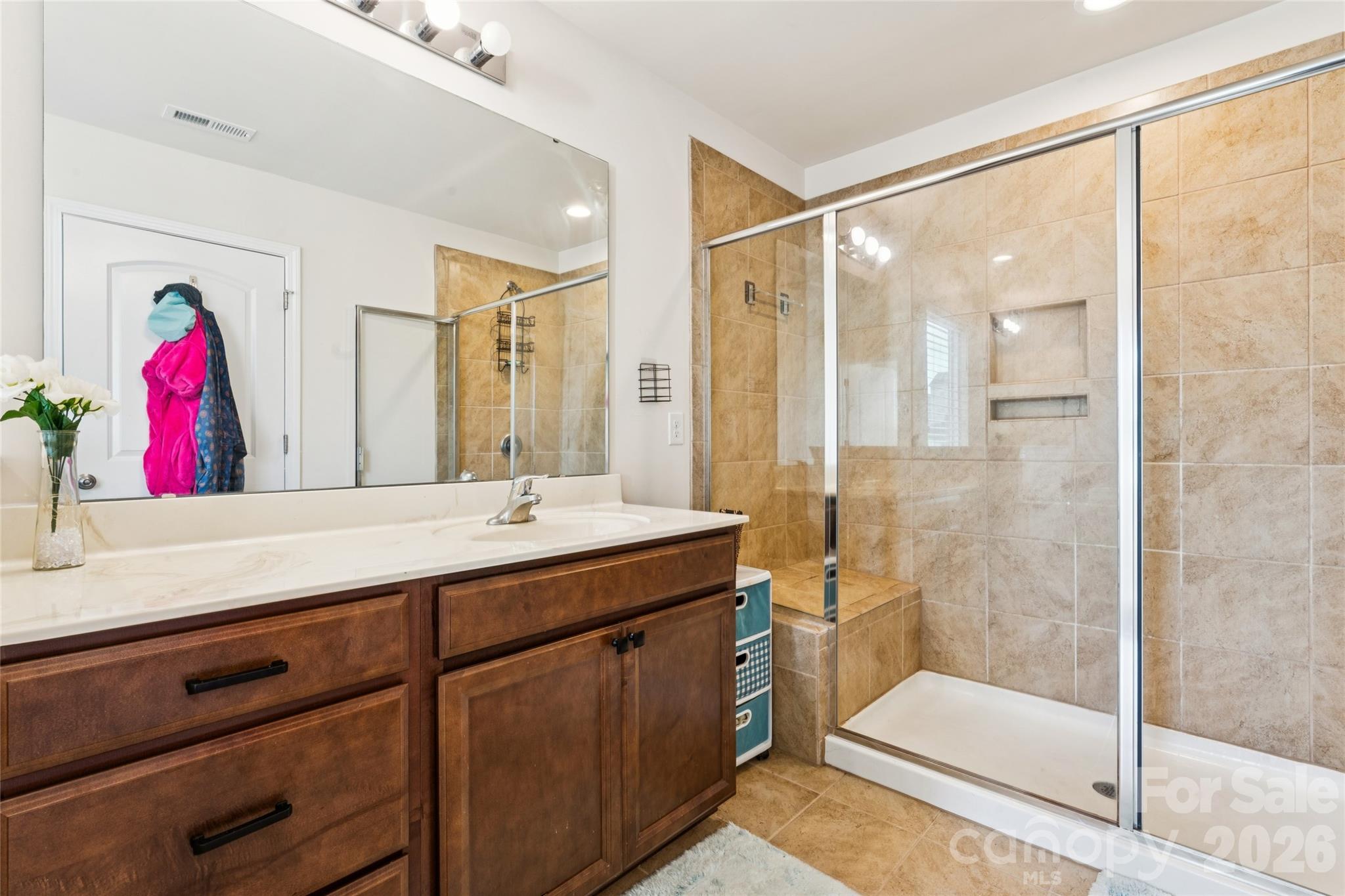 9002 Willowfield Drive Property Photo 28