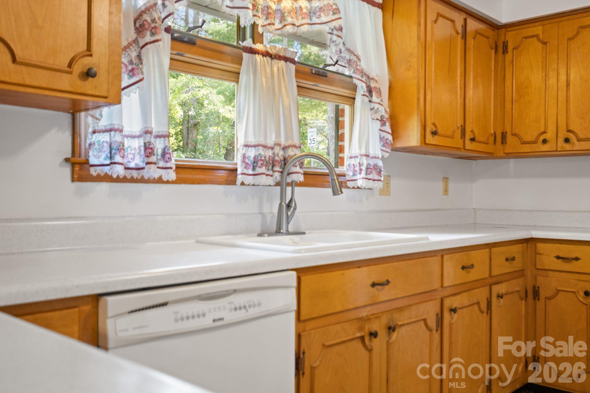 1450 Howard Gap Road Property Photo 2