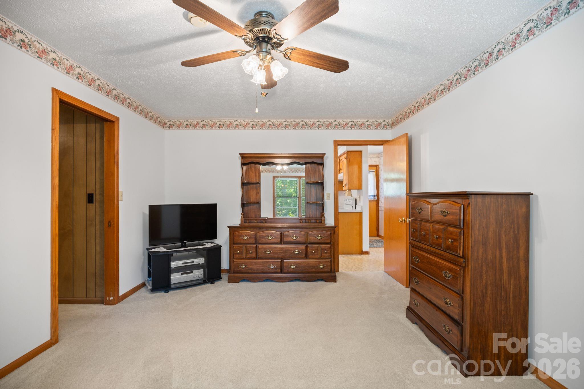 1450 Howard Gap Road Property Photo 12