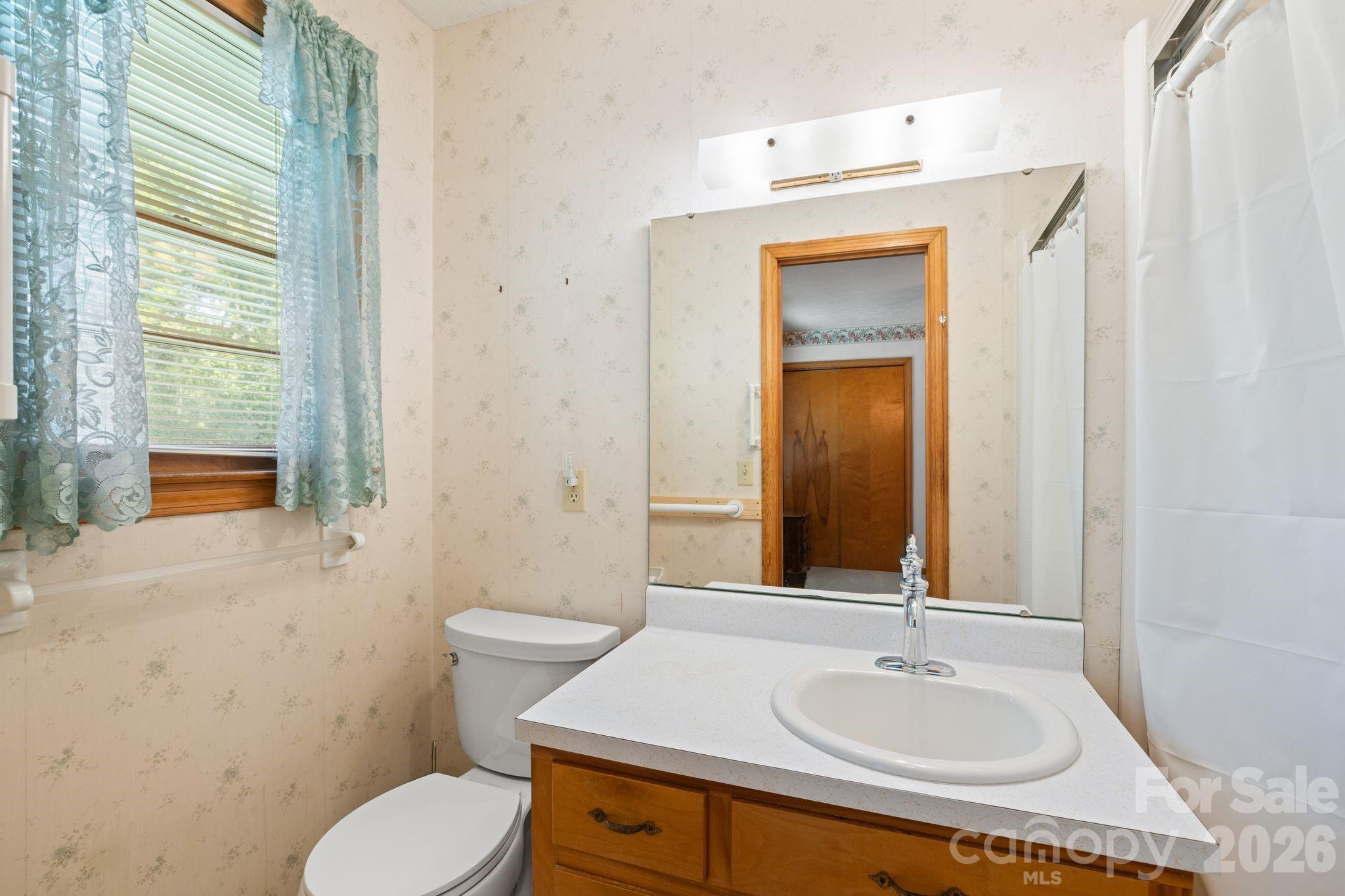 1450 Howard Gap Road Property Photo 15