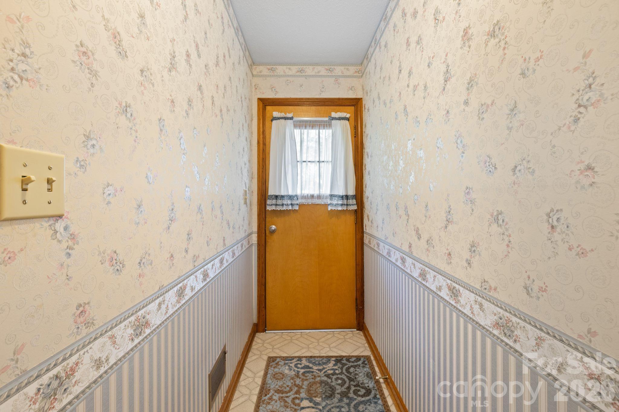 1450 Howard Gap Road Property Photo 16