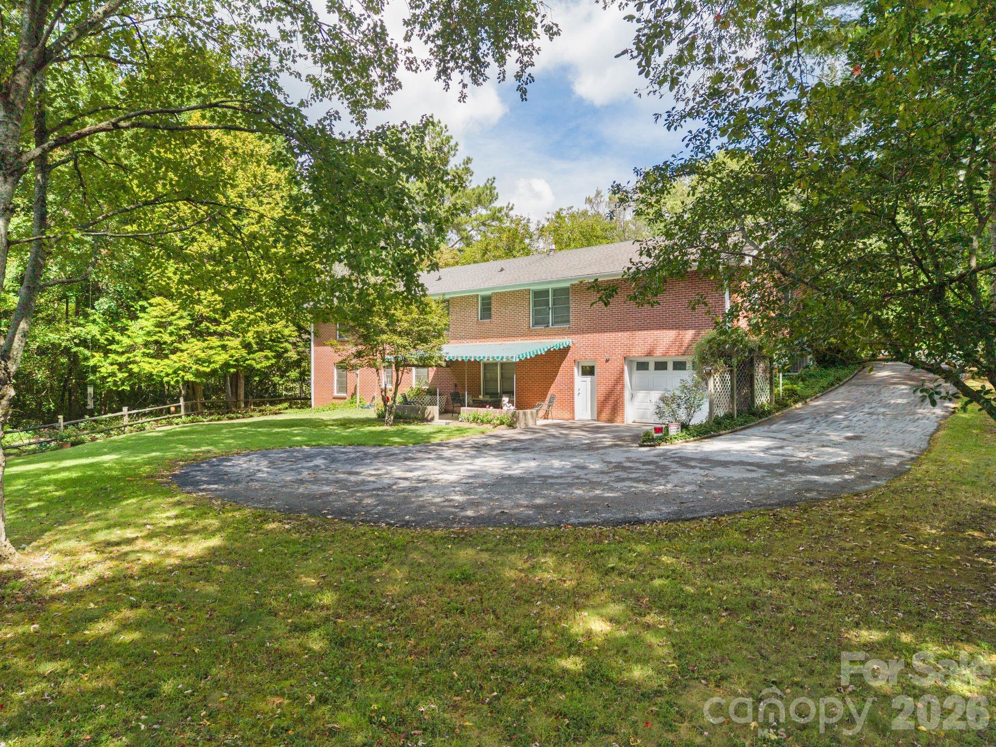 1450 Howard Gap Road Property Photo 23
