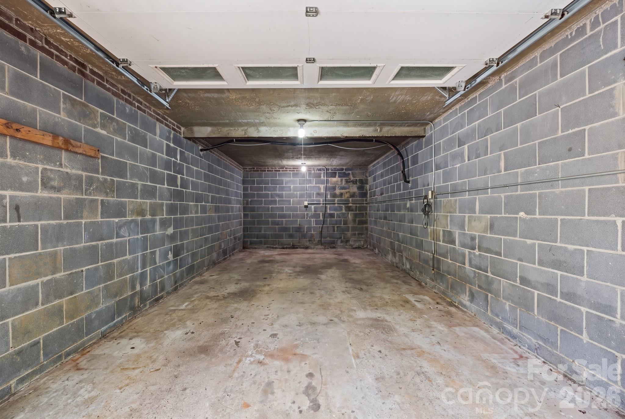 1450 Howard Gap Road Property Photo 28