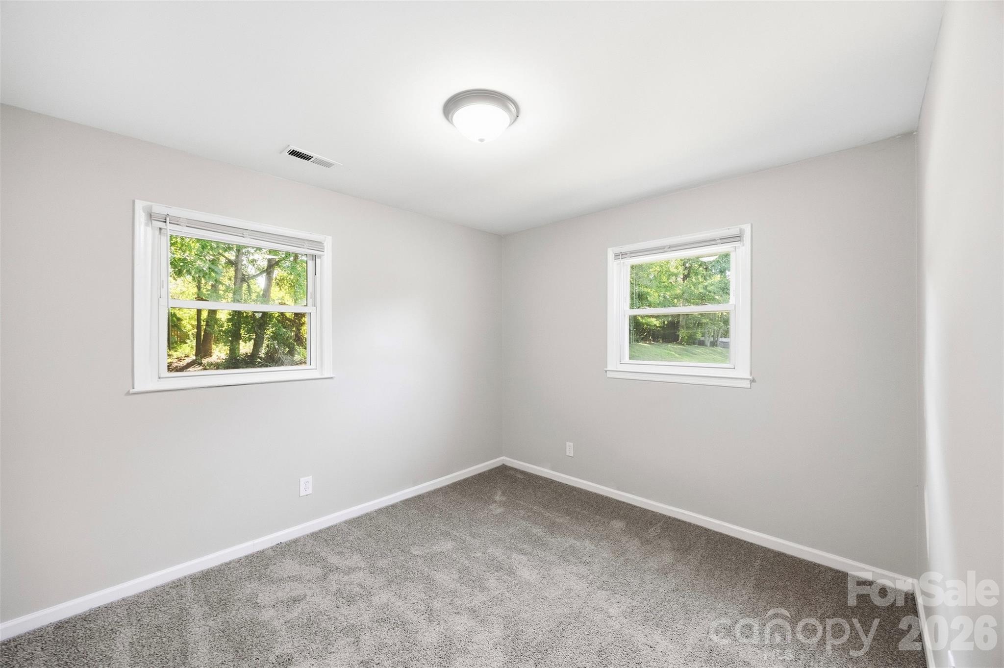 428 E Mclelland Avenue Property Photo 6